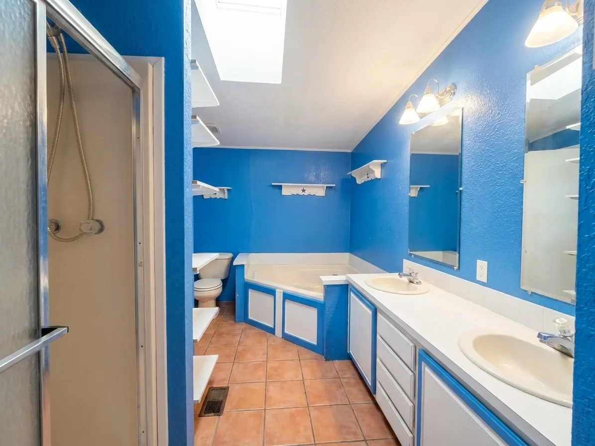 Mobile Home For Sale in Bosque County , 166 Private Road 1387, Morgan, Texas 76671, 3 Bedroom, 2 Bathroom, Garage spaces, 1,568 Sqft, built in 2003, mls#21409661, Real Estate Agent in Morgan, Homes For Sale in Bosque county, Homes For Sale in Morgan, Realtor in Morgan Texas, Real Estate Brokerage Independent Realty Texas, Luminita Cordes Realtor