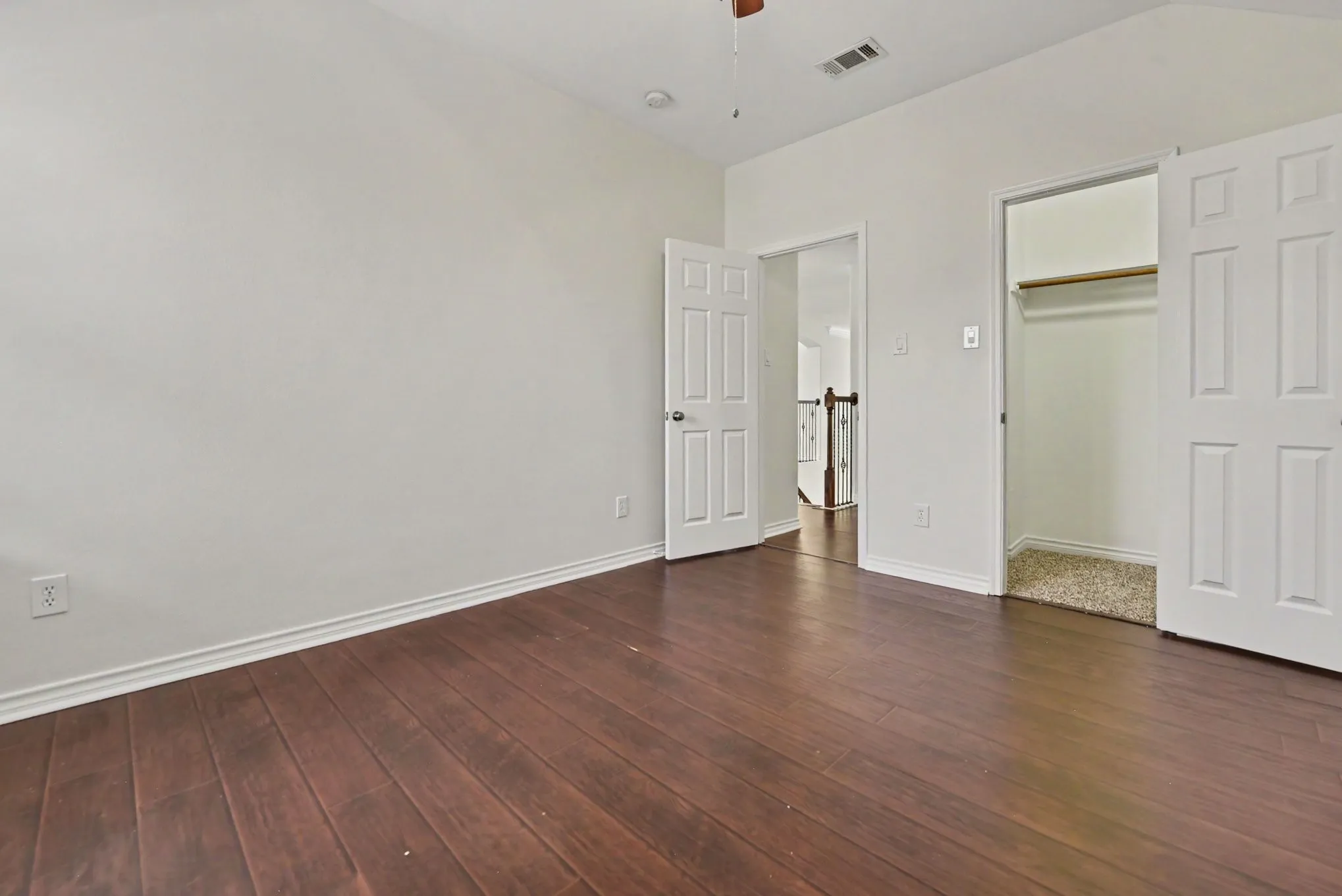 Single Family Residence For Sale in Collin County , 9416 Jerico Drive, Mc Kinney, Texas 75072, 5 Bedroom, 4 Bathroom, 2 Garage spaces, 3,007 Sqft, built in 2006, mls#21409179, Real Estate Agent in Mc Kinney, Homes For Sale in Collin county, Homes For Sale in Mc Kinney, Realtor in Mc Kinney Texas, Real Estate Brokerage Independent Realty Texas, Luminita Cordes Realtor
