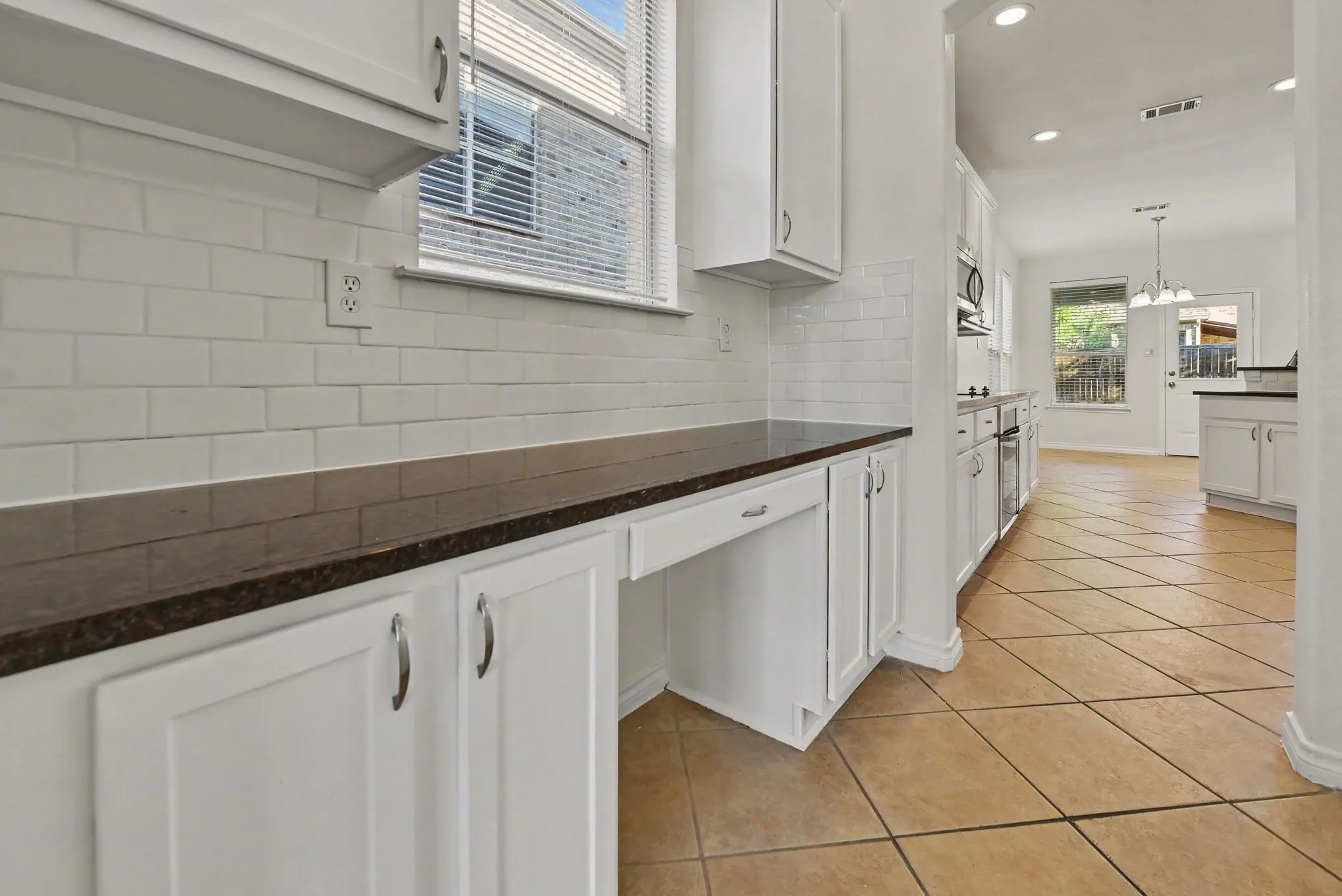 Single Family Residence For Sale in Collin County , 9416 Jerico Drive, Mc Kinney, Texas 75072, 5 Bedroom, 4 Bathroom, 2 Garage spaces, 3,007 Sqft, built in 2006, mls#21409179, Real Estate Agent in Mc Kinney, Homes For Sale in Collin county, Homes For Sale in Mc Kinney, Realtor in Mc Kinney Texas, Real Estate Brokerage Independent Realty Texas, Luminita Cordes Realtor