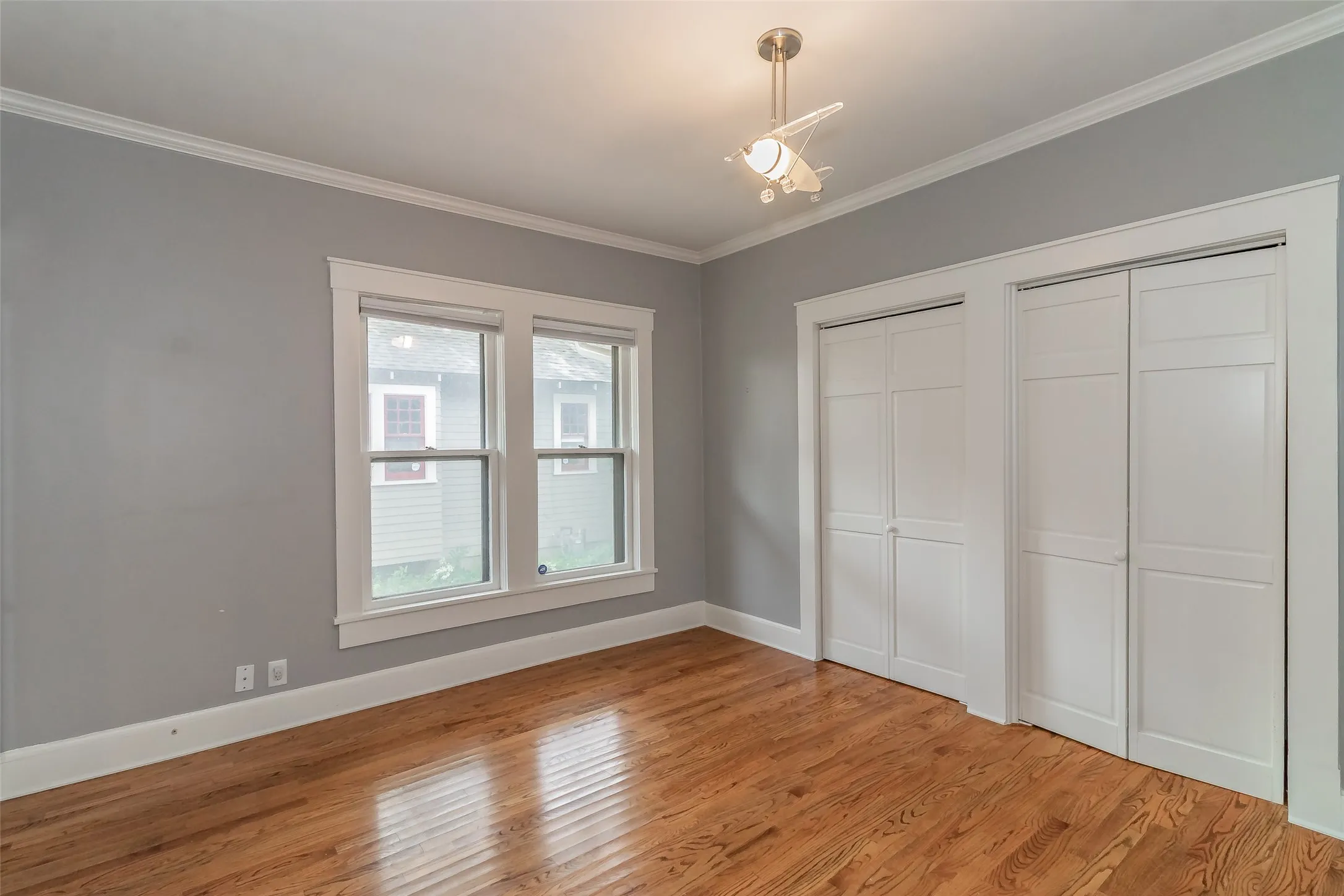 Single Family Residence For Rent in Tarrant County , 2209 6th Avenue, Fort Worth, Texas 76110, 2 Bedroom, 2 Bathroom, 2 Garage spaces, 1,711 Sqft, built in 1919, mls#21409680, Real Estate Agent in Fort Worth, Homes For Rent in Tarrant county, Homes For Rent in Fort Worth, Realtor in Fort Worth Texas, Real Estate Brokerage Independent Realty Texas, Luminita Cordes Realtor