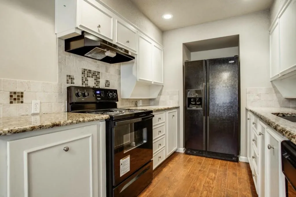 Single Family Residence For Rent in Dallas County , 3801 Eugene Court N, Irving, Texas 75062, 5 Bedroom, 3 Bathroom, 2 Garage spaces, 2,498 Sqft, built in 1968, mls#21409119, Real Estate Agent in Irving, Homes For Rent in Dallas county, Homes For Rent in Irving, Realtor in Irving Texas, Real Estate Brokerage Independent Realty Texas, Luminita Cordes Realtor