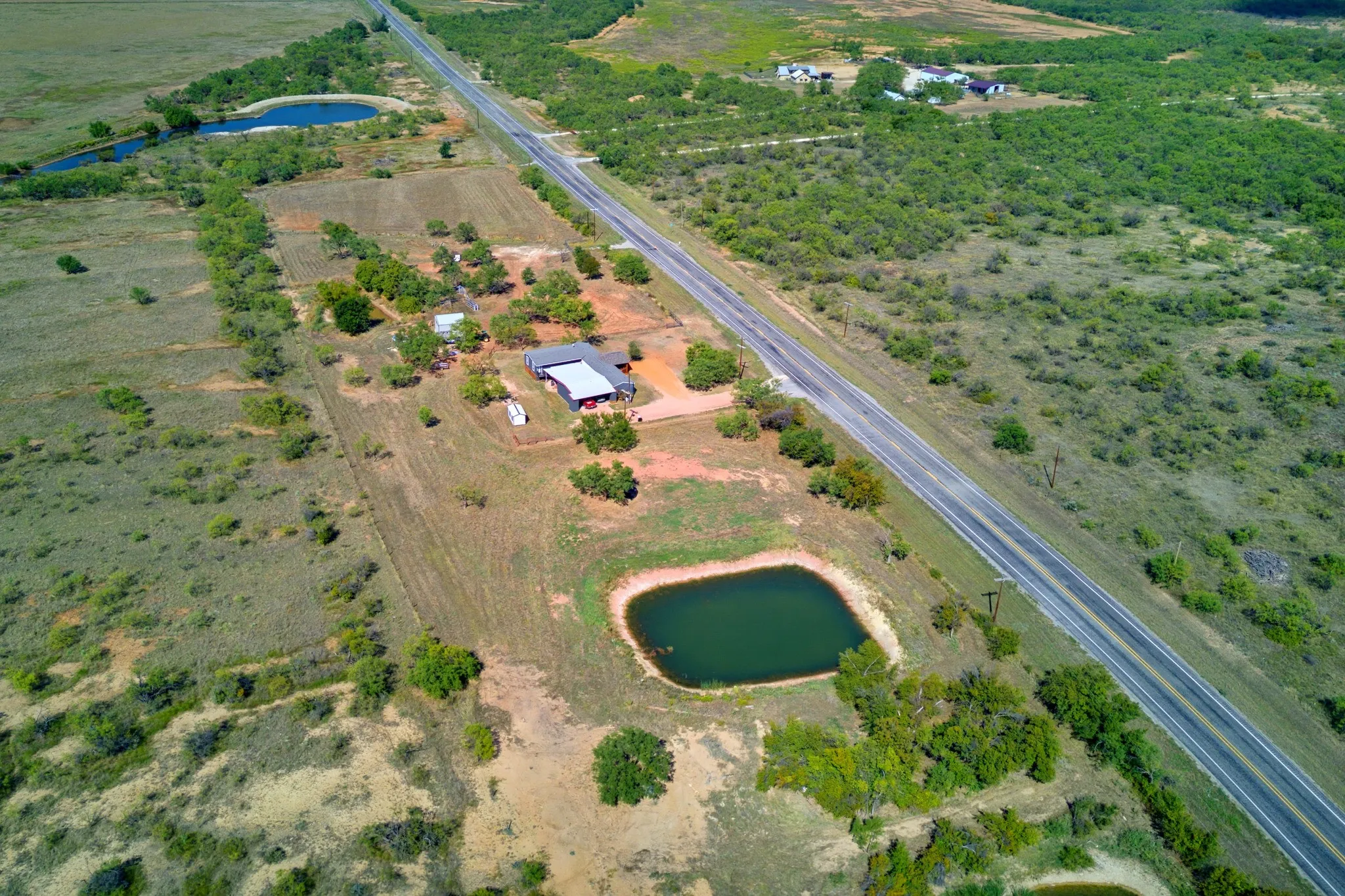 Mobile Home For Sale in Coleman County , 7330 N US Hwy 283, Coleman, Texas 76834, 3 Bedroom, 3 Bathroom, 2 Garage spaces, 2,021 Sqft, built in 2005, mls#21409518, Real Estate Agent in Coleman, Homes For Sale in Coleman county, Homes For Sale in Coleman, Realtor in Coleman Texas, Real Estate Brokerage Independent Realty Texas, Luminita Cordes Realtor
