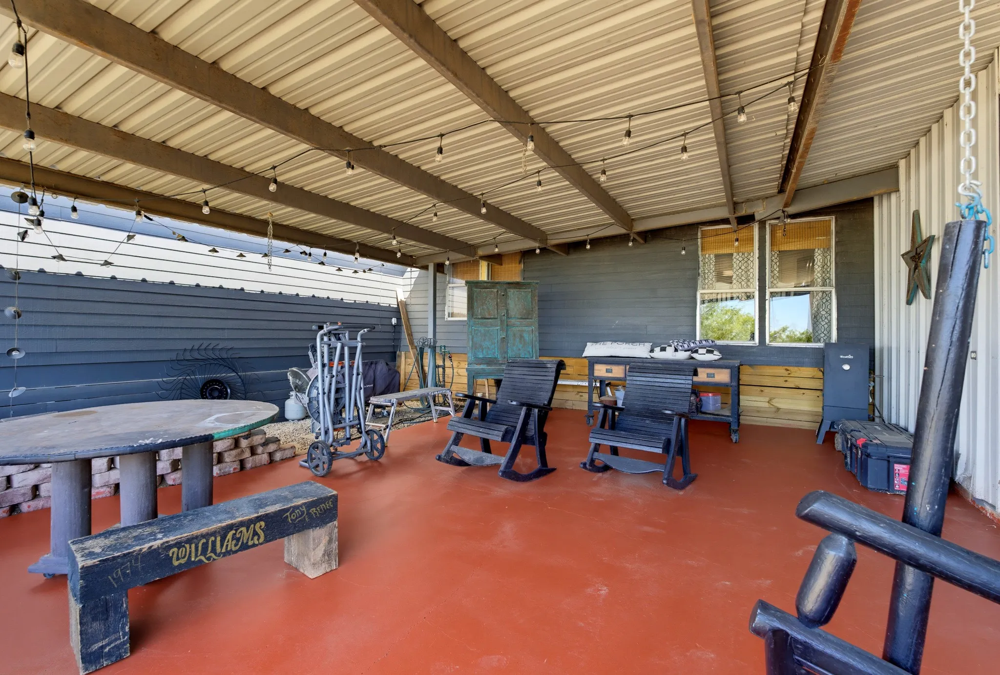Mobile Home For Sale in Coleman County , 7330 N US Hwy 283, Coleman, Texas 76834, 3 Bedroom, 3 Bathroom, 2 Garage spaces, 2,021 Sqft, built in 2005, mls#21409518, Real Estate Agent in Coleman, Homes For Sale in Coleman county, Homes For Sale in Coleman, Realtor in Coleman Texas, Real Estate Brokerage Independent Realty Texas, Luminita Cordes Realtor