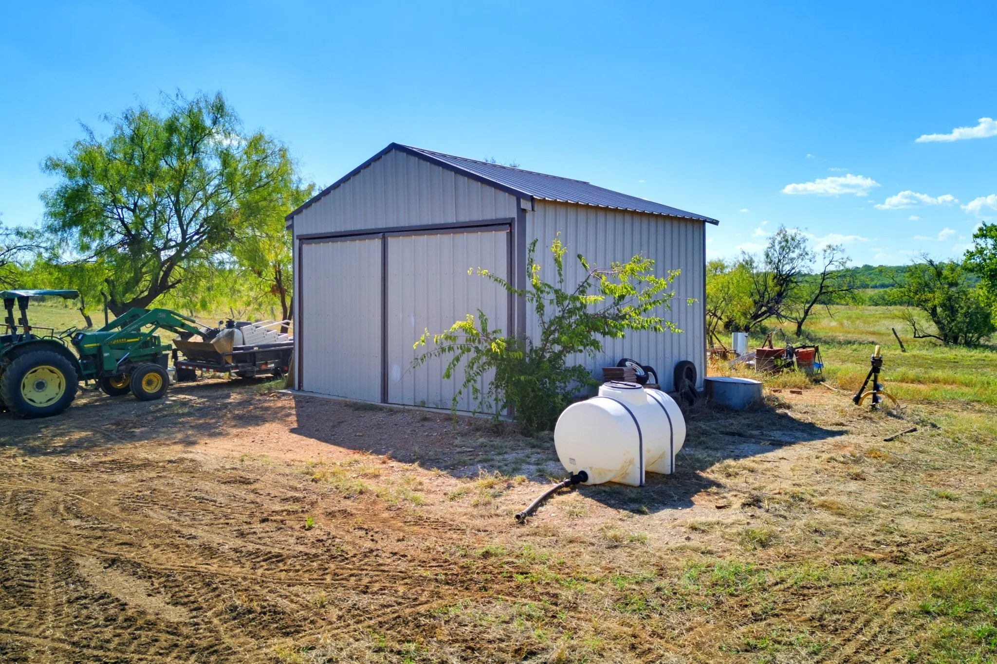 Mobile Home For Sale in Coleman County , 7330 N US Hwy 283, Coleman, Texas 76834, 3 Bedroom, 3 Bathroom, 2 Garage spaces, 2,021 Sqft, built in 2005, mls#21409518, Real Estate Agent in Coleman, Homes For Sale in Coleman county, Homes For Sale in Coleman, Realtor in Coleman Texas, Real Estate Brokerage Independent Realty Texas, Luminita Cordes Realtor