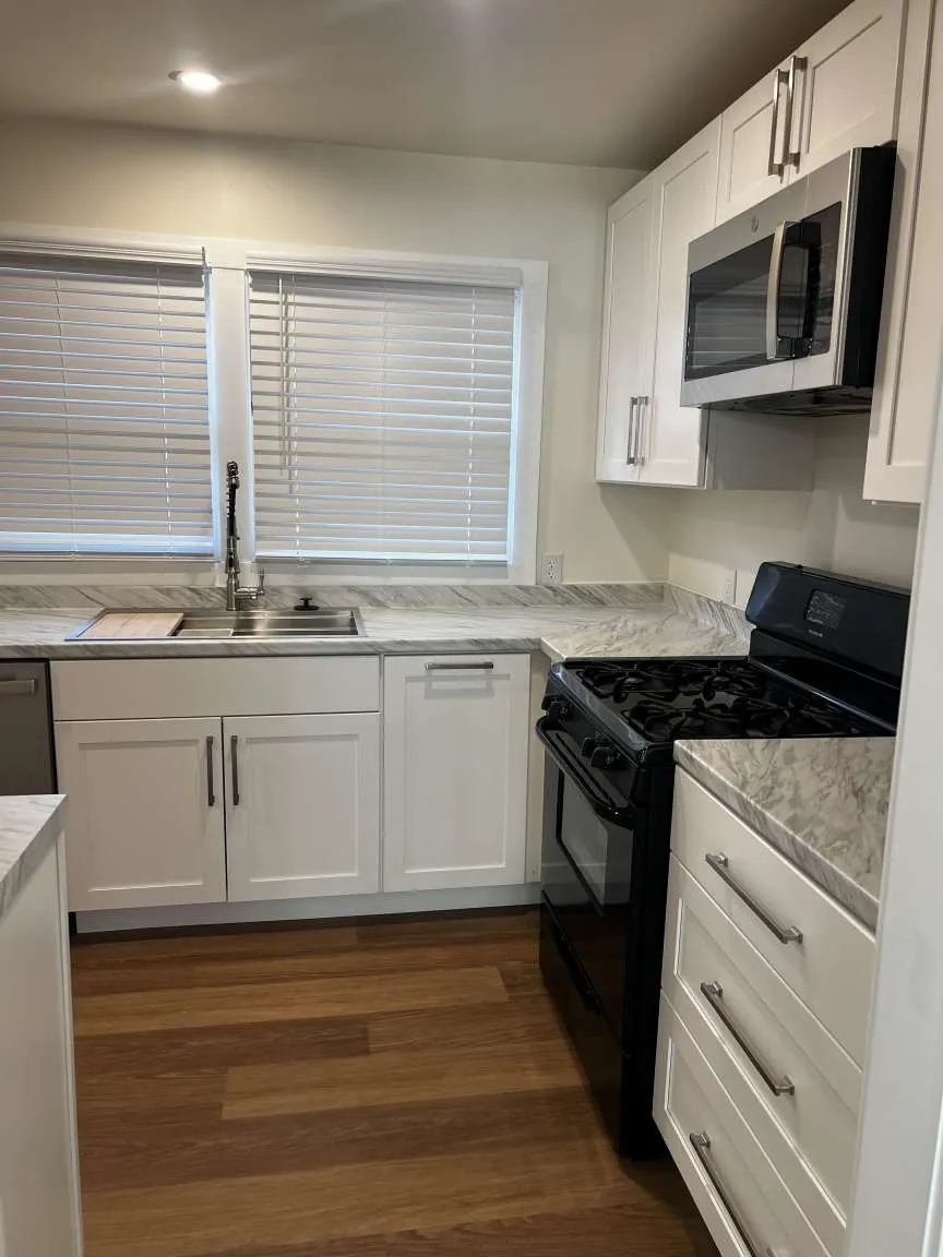 Single Family Residence For Sale in Denton County , 2601 Denison Street, Denton, Texas 76201, 5 Bedroom, 2 Bathroom, Garage spaces, 1,750 Sqft, built in 1965, mls#21409691, Real Estate Agent in Denton, Homes For Sale in Denton county, Homes For Sale in Denton, Realtor in Denton Texas, Real Estate Brokerage Independent Realty Texas, Luminita Cordes Realtor