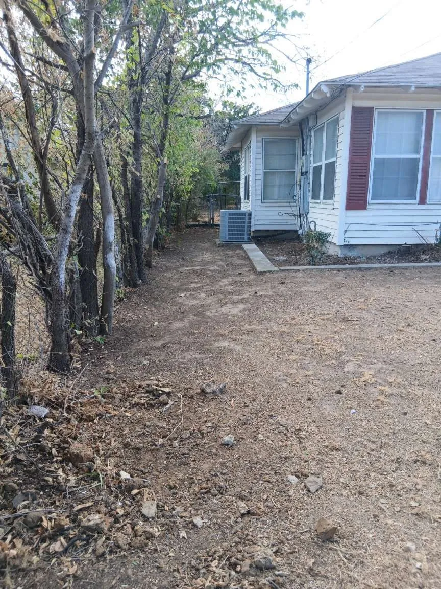 Single Family Residence For Sale in Denton County , 2601 Denison Street, Denton, Texas 76201, 5 Bedroom, 2 Bathroom, Garage spaces, 1,750 Sqft, built in 1965, mls#21409691, Real Estate Agent in Denton, Homes For Sale in Denton county, Homes For Sale in Denton, Realtor in Denton Texas, Real Estate Brokerage Independent Realty Texas, Luminita Cordes Realtor