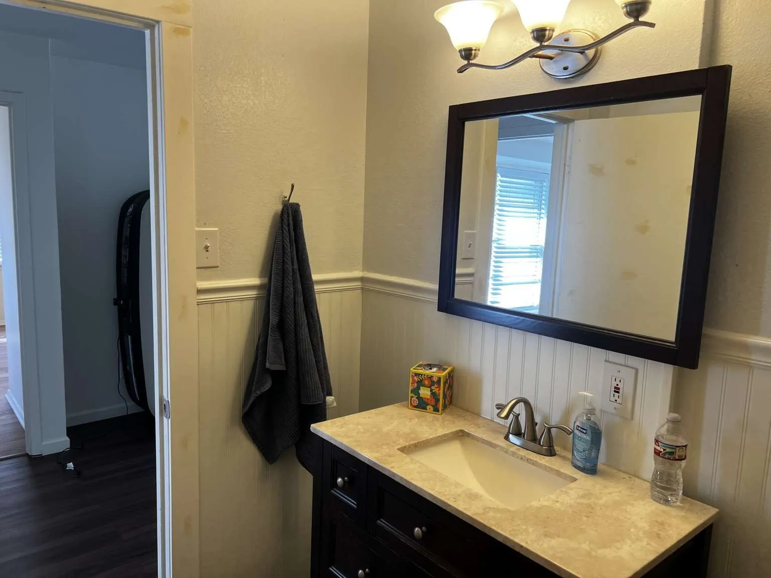 Single Family Residence For Sale in Denton County , 2601 Denison Street, Denton, Texas 76201, 5 Bedroom, 2 Bathroom, Garage spaces, 1,750 Sqft, built in 1965, mls#21409691, Real Estate Agent in Denton, Homes For Sale in Denton county, Homes For Sale in Denton, Realtor in Denton Texas, Real Estate Brokerage Independent Realty Texas, Luminita Cordes Realtor