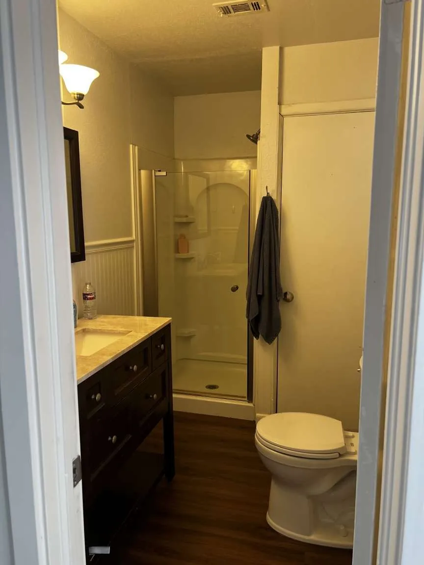 Single Family Residence For Sale in Denton County , 2601 Denison Street, Denton, Texas 76201, 5 Bedroom, 2 Bathroom, Garage spaces, 1,750 Sqft, built in 1965, mls#21409691, Real Estate Agent in Denton, Homes For Sale in Denton county, Homes For Sale in Denton, Realtor in Denton Texas, Real Estate Brokerage Independent Realty Texas, Luminita Cordes Realtor