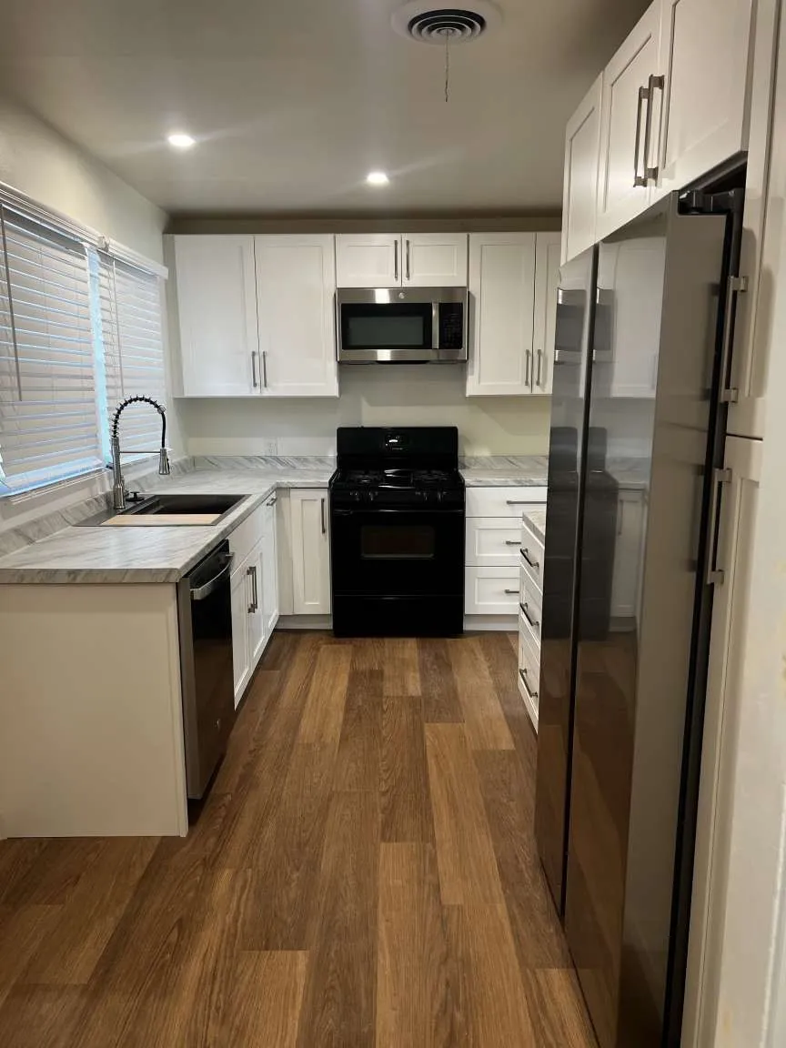 Single Family Residence For Sale in Denton County , 2601 Denison Street, Denton, Texas 76201, 5 Bedroom, 2 Bathroom, Garage spaces, 1,750 Sqft, built in 1965, mls#21409691, Real Estate Agent in Denton, Homes For Sale in Denton county, Homes For Sale in Denton, Realtor in Denton Texas, Real Estate Brokerage Independent Realty Texas, Luminita Cordes Realtor