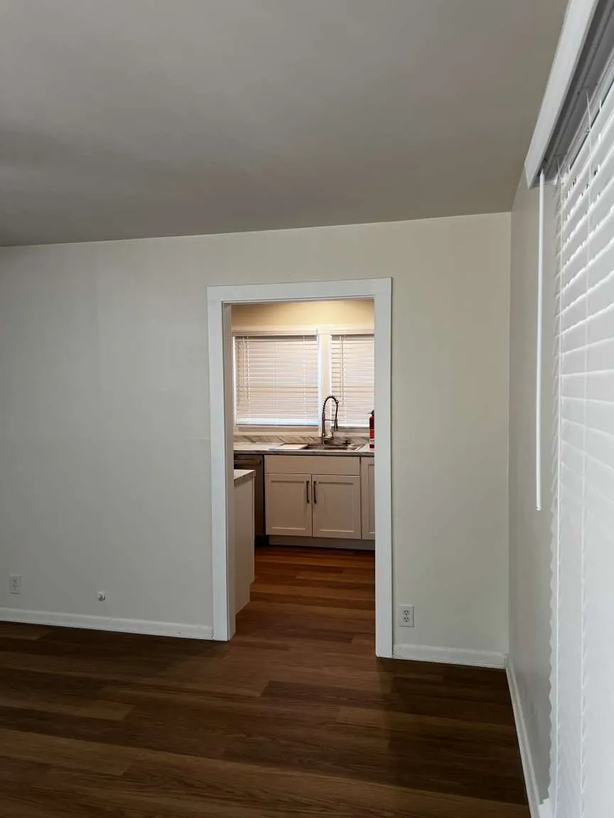 Single Family Residence For Sale in Denton County , 2601 Denison Street, Denton, Texas 76201, 5 Bedroom, 2 Bathroom, Garage spaces, 1,750 Sqft, built in 1965, mls#21409691, Real Estate Agent in Denton, Homes For Sale in Denton county, Homes For Sale in Denton, Realtor in Denton Texas, Real Estate Brokerage Independent Realty Texas, Luminita Cordes Realtor
