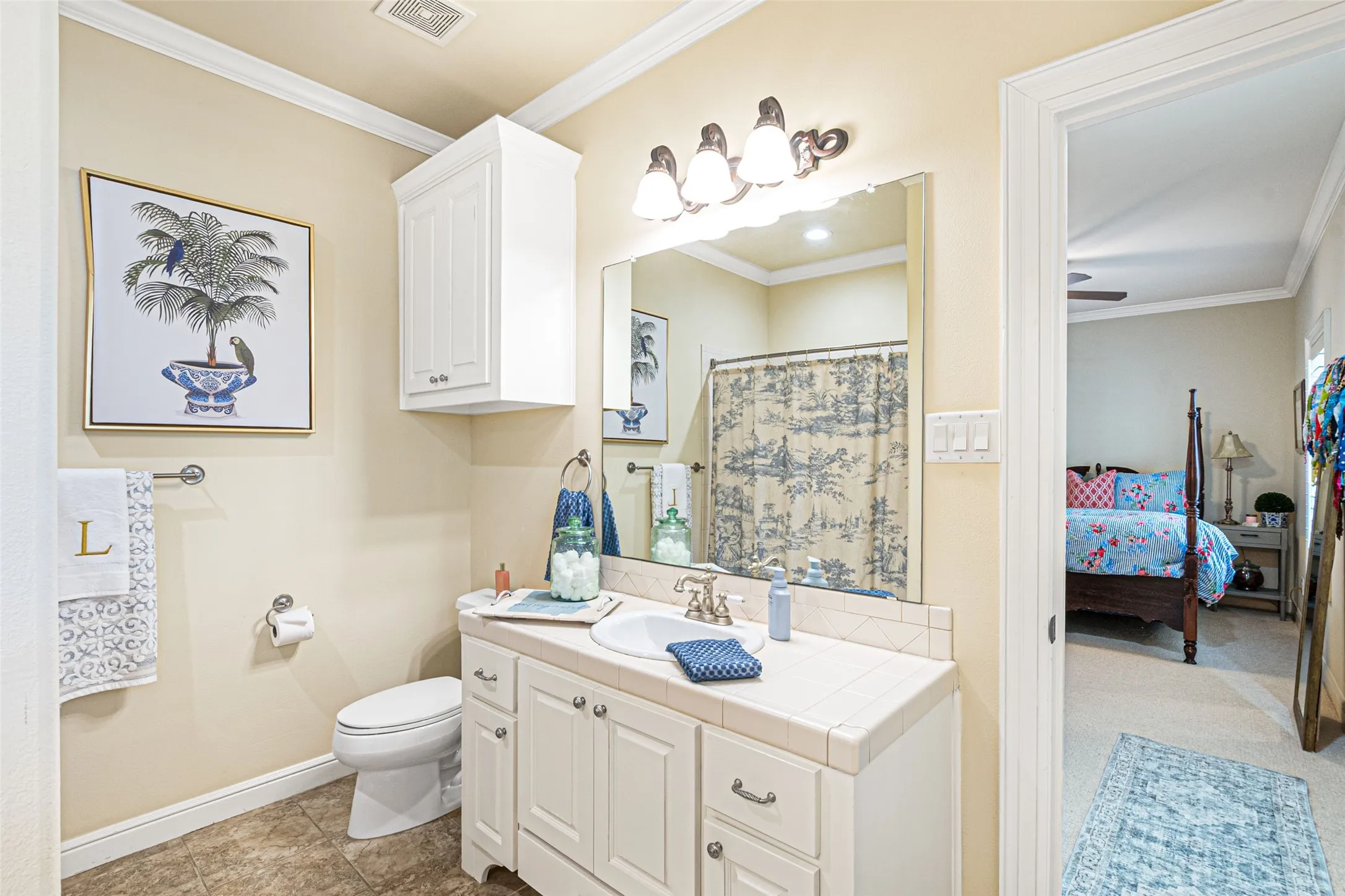 Single Family Residence For Sale in Tarrant County , 1213 Virginia Place, Fort Worth, Texas 76107, 3 Bedroom, 4 Bathroom, 2 Garage spaces, 3,804 Sqft, built in 2006, mls#21405711, Real Estate Agent in Fort Worth, Homes For Sale in Tarrant county, Homes For Sale in Fort Worth, Realtor in Fort Worth Texas, Real Estate Brokerage Independent Realty Texas, Luminita Cordes Realtor