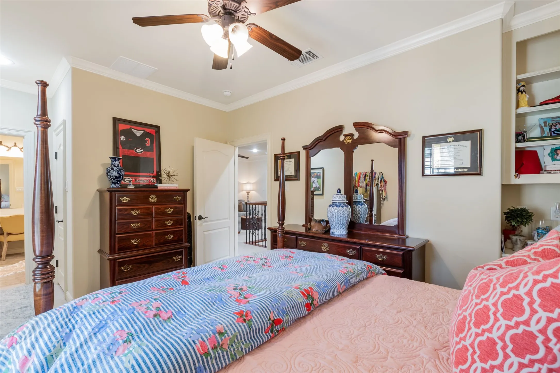 Single Family Residence For Sale in Tarrant County , 1213 Virginia Place, Fort Worth, Texas 76107, 3 Bedroom, 4 Bathroom, 2 Garage spaces, 3,804 Sqft, built in 2006, mls#21405711, Real Estate Agent in Fort Worth, Homes For Sale in Tarrant county, Homes For Sale in Fort Worth, Realtor in Fort Worth Texas, Real Estate Brokerage Independent Realty Texas, Luminita Cordes Realtor