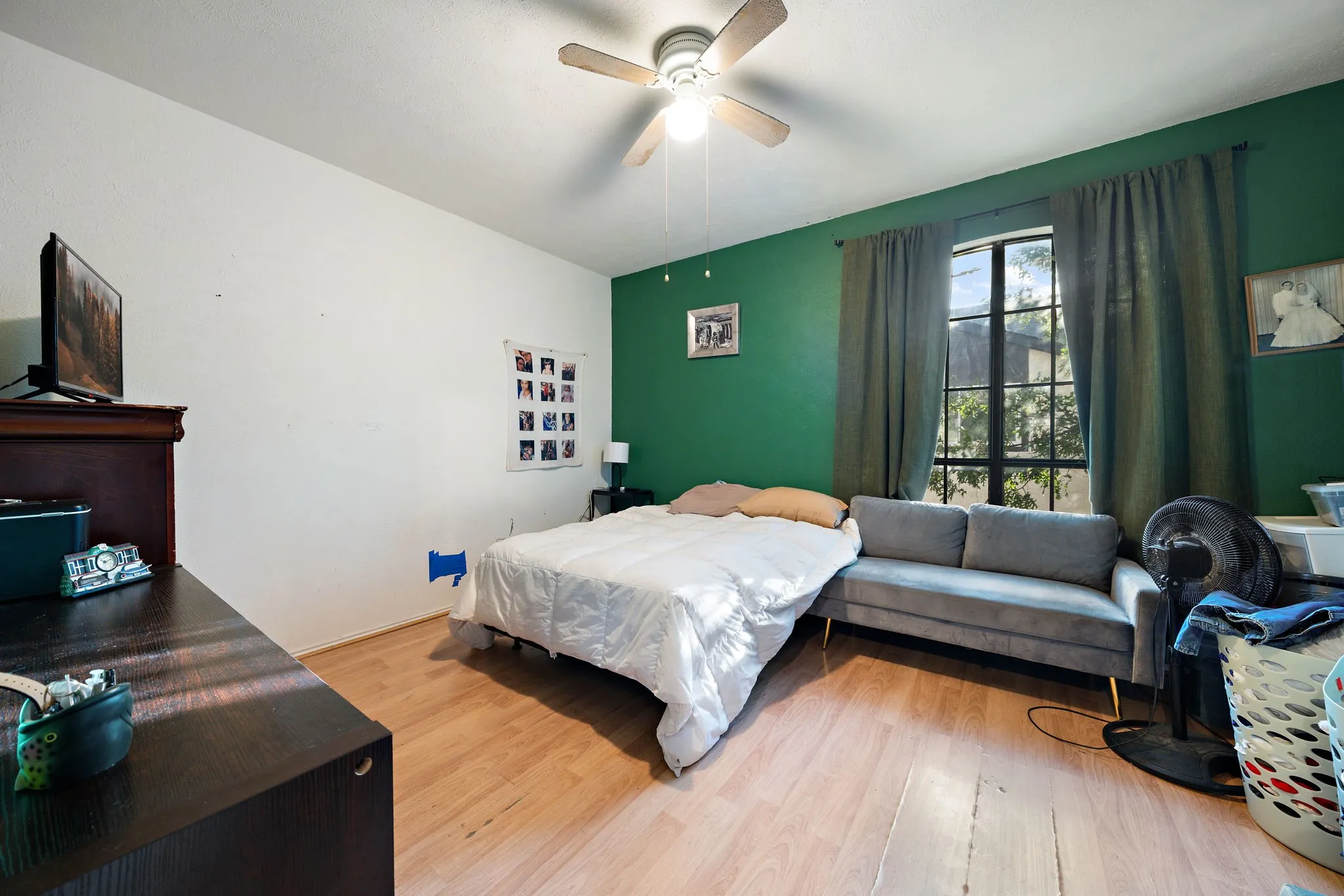 Condominium For Sale in Dallas County , 611 Oriole Boulevard 1001, Duncanville, Texas 75116, 2 Bedroom, 3 Bathroom, Garage spaces, 1,088 Sqft, built in 1984, mls#21408727, Real Estate Agent in Duncanville, Homes For Sale in Dallas county, Homes For Sale in Duncanville, Realtor in Duncanville Texas, Real Estate Brokerage Independent Realty Texas, Luminita Cordes Realtor