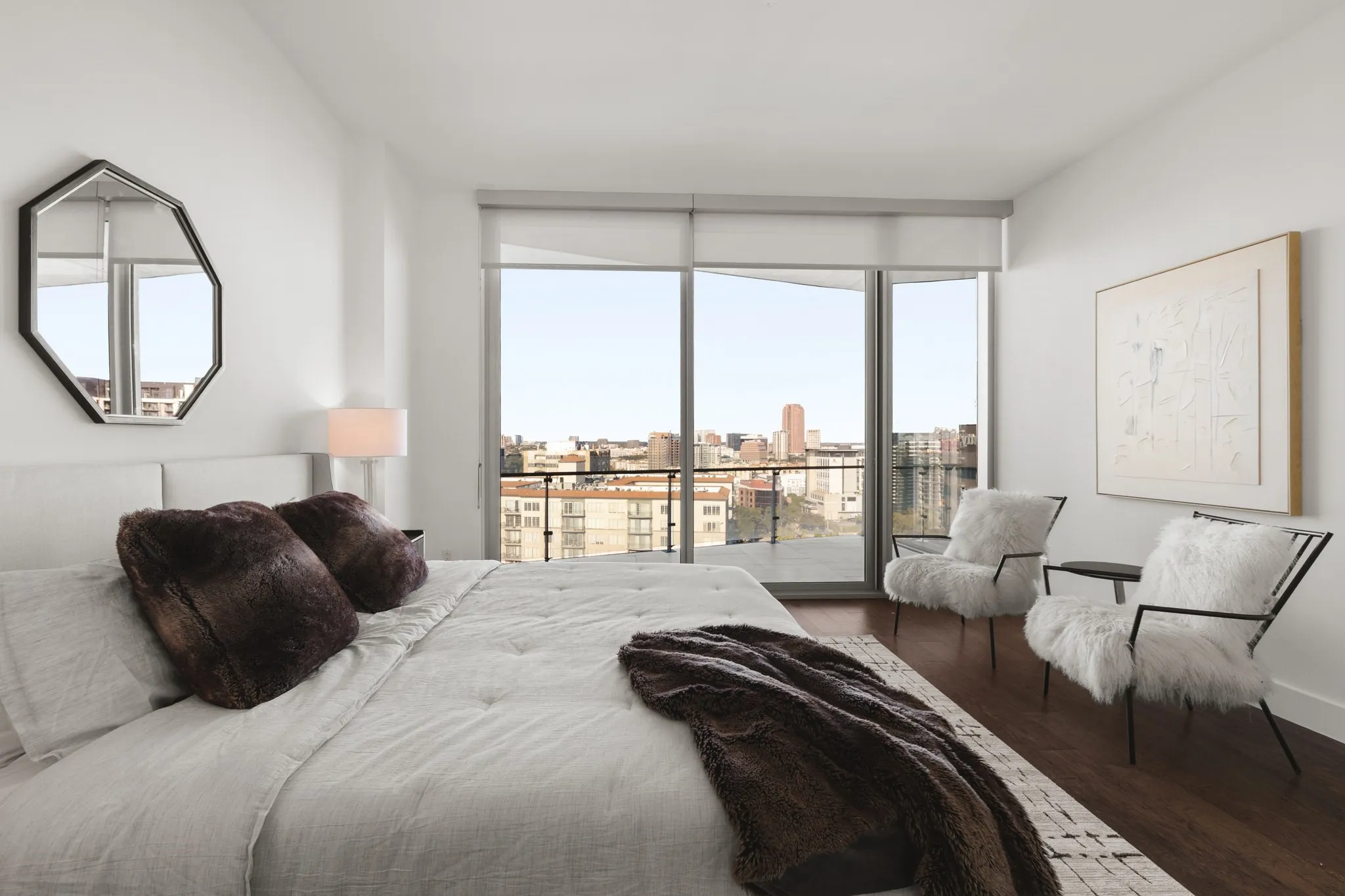 Condominium For Sale in Dallas County , 3130 N Harwood Street 1805, Dallas, Texas 75201, 2 Bedroom, 3 Bathroom, Garage spaces, 1,527 Sqft, built in 2015, mls#21397936, Real Estate Agent in Dallas, Homes For Sale in Dallas county, Homes For Sale in Dallas, Realtor in Dallas Texas, Real Estate Brokerage Independent Realty Texas, Luminita Cordes Realtor