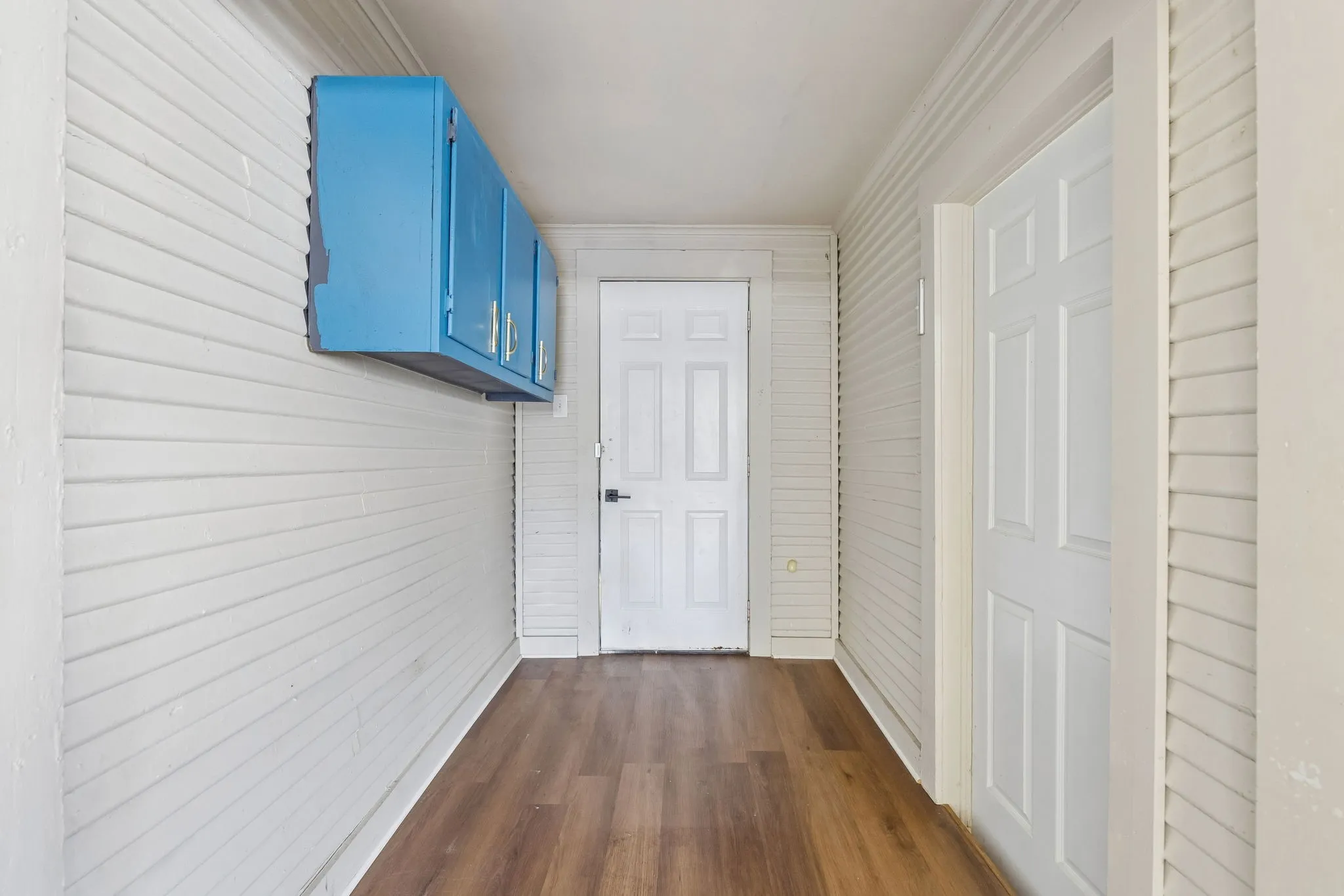 Single Family Residence For Sale in Tarrant County , 1217 Verbena Street, Fort Worth, Texas 76104, 3 Bedroom, 2 Bathroom, 1 Garage spaces, 1,260 Sqft, built in 1928, mls#21409423, Real Estate Agent in Fort Worth, Homes For Sale in Tarrant county, Homes For Sale in Fort Worth, Realtor in Fort Worth Texas, Real Estate Brokerage Independent Realty Texas, Luminita Cordes Realtor