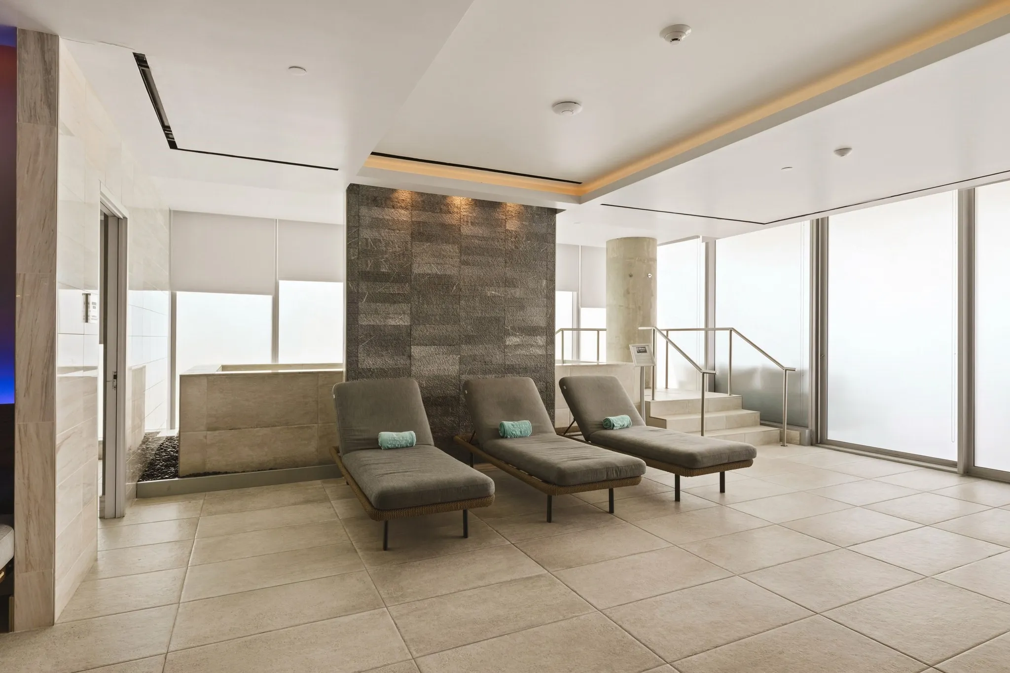 Condominium For Sale in Dallas County , 3130 N Harwood Street 1507, Dallas, Texas 75201, 2 Bedroom, 2 Bathroom, 1 Garage spaces, 1,373 Sqft, built in 2015, mls#21397759, Real Estate Agent in Dallas, Homes For Sale in Dallas county, Homes For Sale in Dallas, Realtor in Dallas Texas, Real Estate Brokerage Independent Realty Texas, Luminita Cordes Realtor