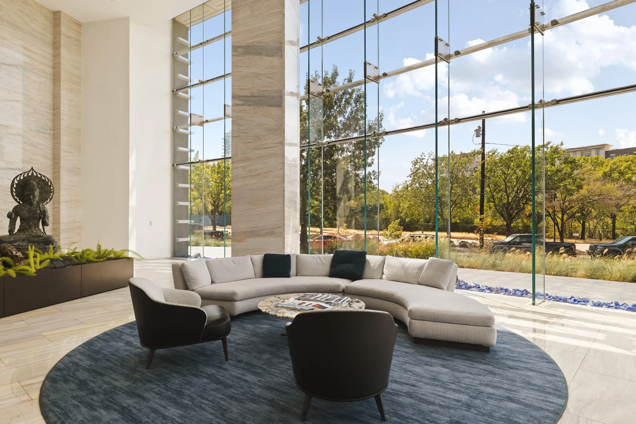 Condominium For Sale in Dallas County , 3130 N Harwood Street 1507, Dallas, Texas 75201, 2 Bedroom, 2 Bathroom, 1 Garage spaces, 1,373 Sqft, built in 2015, mls#21397759, Real Estate Agent in Dallas, Homes For Sale in Dallas county, Homes For Sale in Dallas, Realtor in Dallas Texas, Real Estate Brokerage Independent Realty Texas, Luminita Cordes Realtor