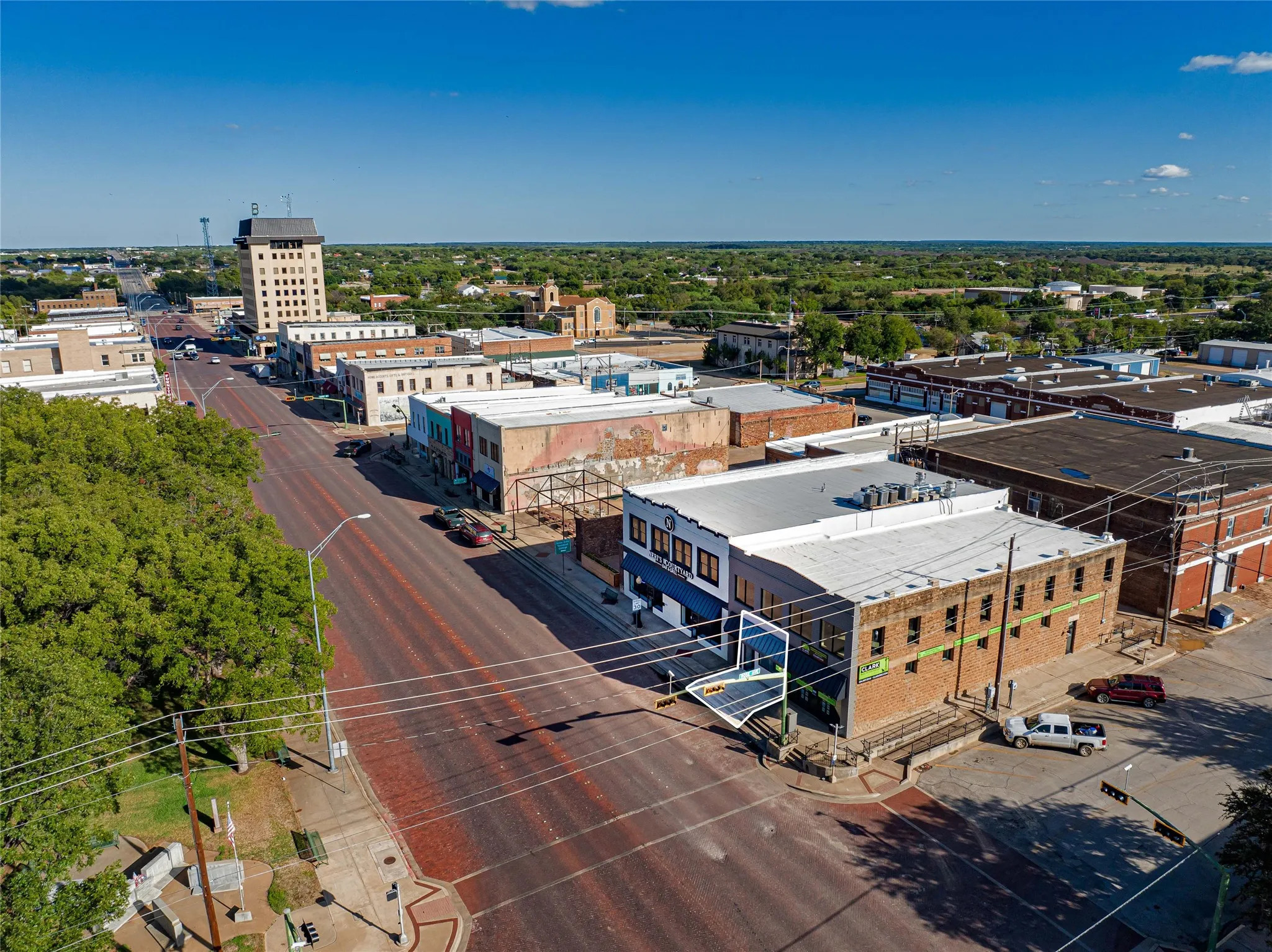 Office For Rent in Stephens County , 225 W Walker, Breckenridge, Texas 76424, 0, 0, Garage spaces, 0 Sqft, built in 0, mls#21406868, Real Estate Agent in Breckenridge, Homes For Rent in Stephens county, Homes For Rent in Breckenridge, Realtor in Breckenridge Texas, Real Estate Brokerage Independent Realty Texas, Luminita Cordes Realtor