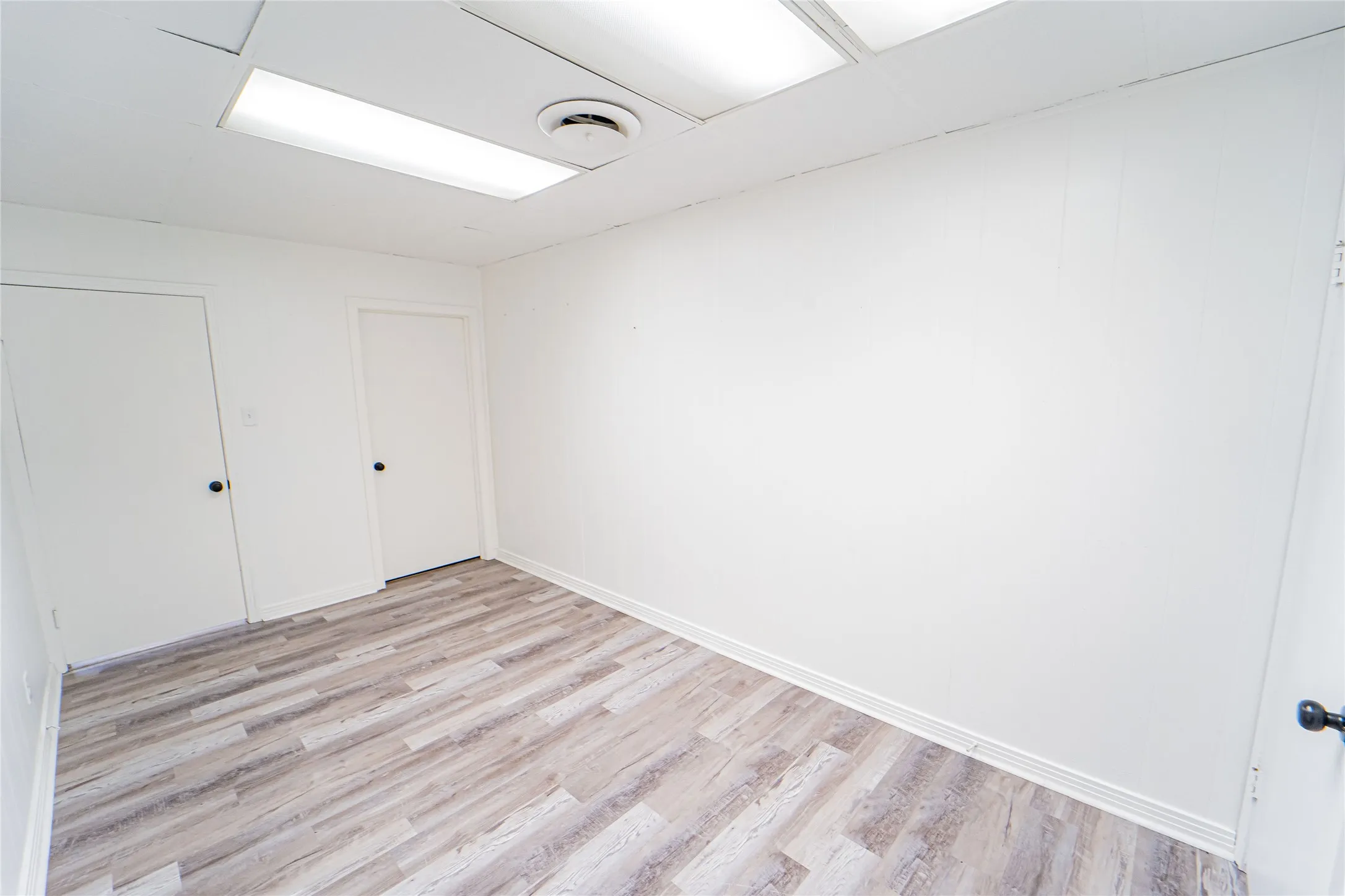 Office For Rent in Stephens County , 225 W Walker, Breckenridge, Texas 76424, 0, 0, Garage spaces, 0 Sqft, built in 0, mls#21406868, Real Estate Agent in Breckenridge, Homes For Rent in Stephens county, Homes For Rent in Breckenridge, Realtor in Breckenridge Texas, Real Estate Brokerage Independent Realty Texas, Luminita Cordes Realtor