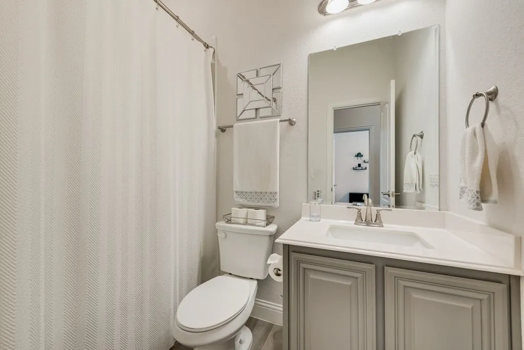 Single Family Residence For Sale in Ellis County , 317 Resting Place Road, Waxahachie, Texas 75165, 4 Bedroom, 3 Bathroom, 2 Garage spaces, 2,283 Sqft, built in 2022, mls#21409699, Real Estate Agent in Waxahachie, Homes For Sale in Ellis county, Homes For Sale in Waxahachie, Realtor in Waxahachie Texas, Real Estate Brokerage Independent Realty Texas, Luminita Cordes Realtor