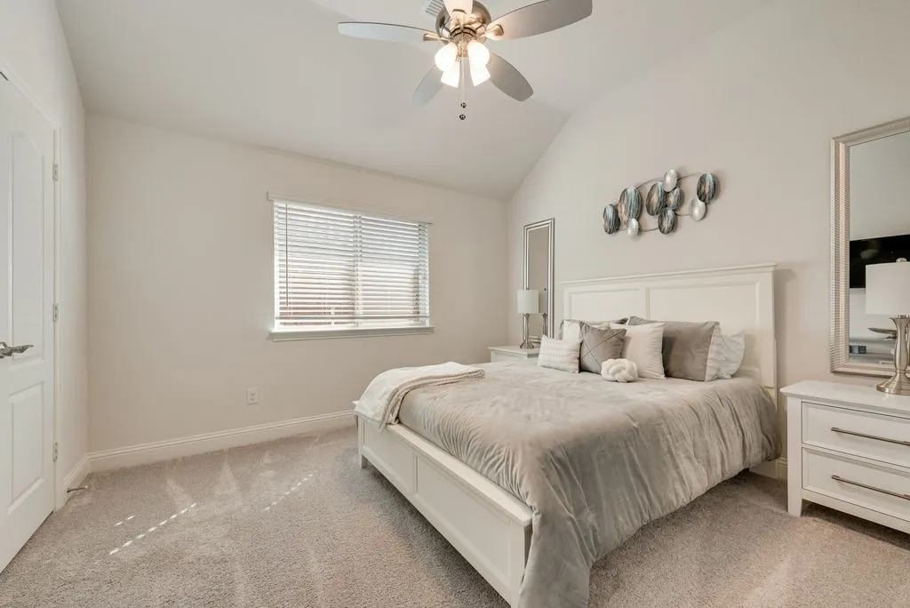 Single Family Residence For Sale in Ellis County , 317 Resting Place Road, Waxahachie, Texas 75165, 4 Bedroom, 3 Bathroom, 2 Garage spaces, 2,283 Sqft, built in 2022, mls#21409699, Real Estate Agent in Waxahachie, Homes For Sale in Ellis county, Homes For Sale in Waxahachie, Realtor in Waxahachie Texas, Real Estate Brokerage Independent Realty Texas, Luminita Cordes Realtor