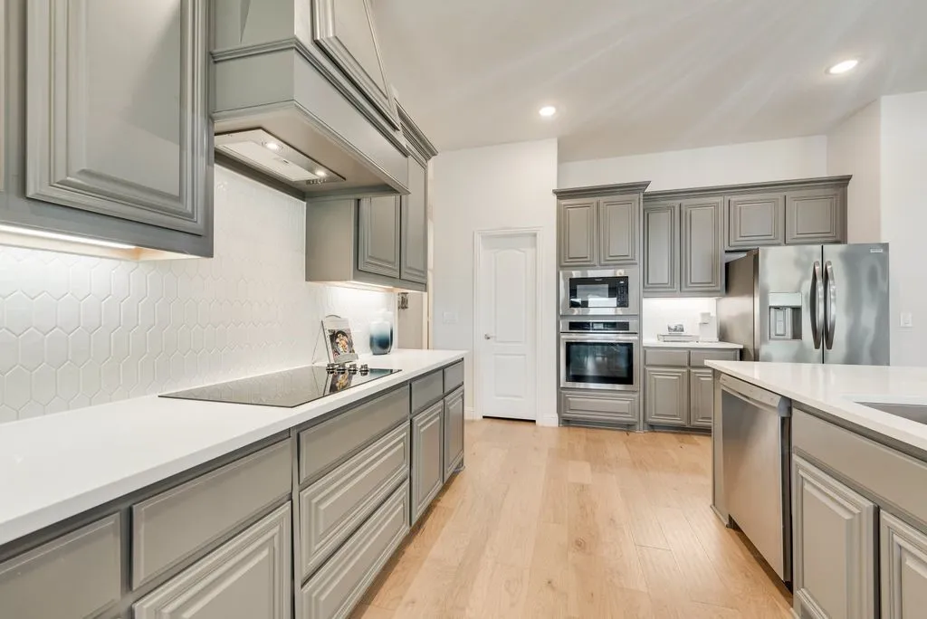Single Family Residence For Sale in Ellis County , 317 Resting Place Road, Waxahachie, Texas 75165, 4 Bedroom, 3 Bathroom, 2 Garage spaces, 2,283 Sqft, built in 2022, mls#21409699, Real Estate Agent in Waxahachie, Homes For Sale in Ellis county, Homes For Sale in Waxahachie, Realtor in Waxahachie Texas, Real Estate Brokerage Independent Realty Texas, Luminita Cordes Realtor