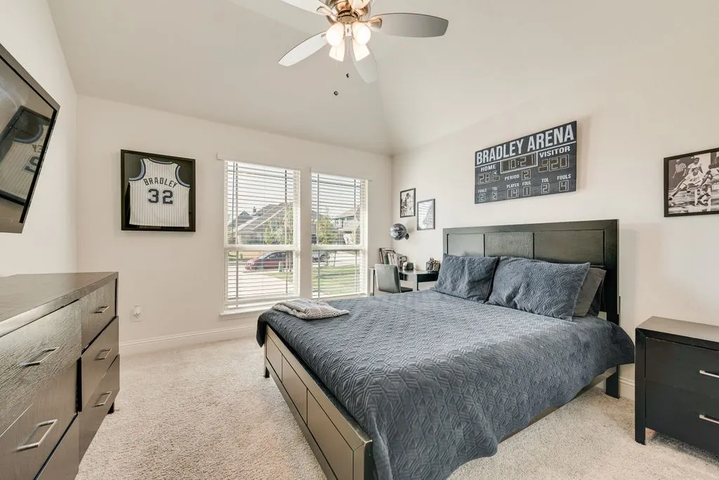 Single Family Residence For Sale in Ellis County , 317 Resting Place Road, Waxahachie, Texas 75165, 4 Bedroom, 3 Bathroom, 2 Garage spaces, 2,283 Sqft, built in 2022, mls#21409699, Real Estate Agent in Waxahachie, Homes For Sale in Ellis county, Homes For Sale in Waxahachie, Realtor in Waxahachie Texas, Real Estate Brokerage Independent Realty Texas, Luminita Cordes Realtor