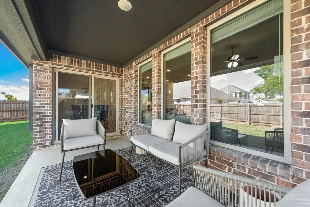 Single Family Residence For Sale in Ellis County , 317 Resting Place Road, Waxahachie, Texas 75165, 4 Bedroom, 3 Bathroom, 2 Garage spaces, 2,283 Sqft, built in 2022, mls#21409699, Real Estate Agent in Waxahachie, Homes For Sale in Ellis county, Homes For Sale in Waxahachie, Realtor in Waxahachie Texas, Real Estate Brokerage Independent Realty Texas, Luminita Cordes Realtor