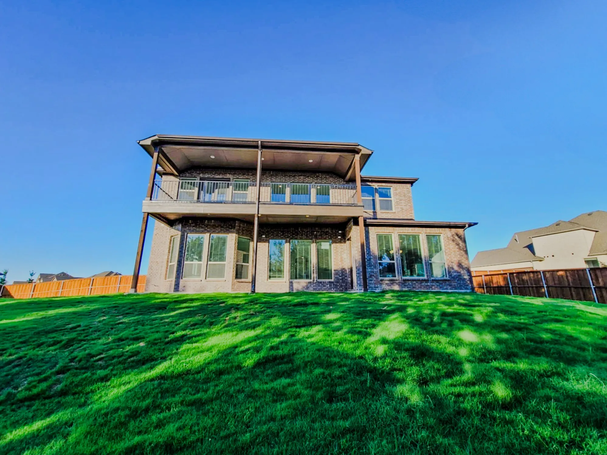 Single Family Residence For Rent in Rockwall County , 1327 Arezzo Lane, Mclendon Chisholm, Texas 75032, 5 Bedroom, 4 Bathroom, 3 Garage spaces, 4,206 Sqft, built in 2020, mls#21409713, Real Estate Agent in Mclendon Chisholm, Homes For Rent in Rockwall county, Homes For Rent in Mclendon Chisholm, Realtor in Mclendon Chisholm Texas, Real Estate Brokerage Independent Realty Texas, Luminita Cordes Realtor