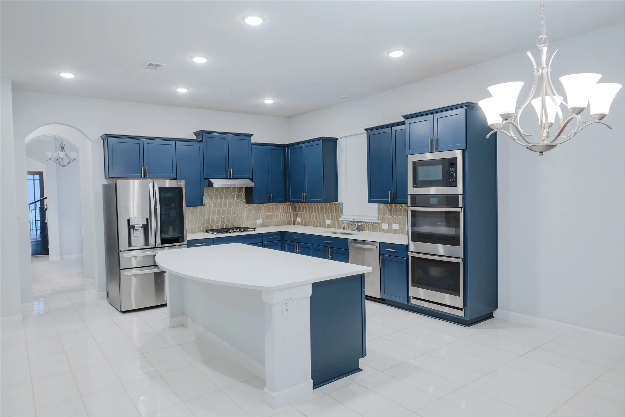 Single Family Residence For Rent in Rockwall County , 1327 Arezzo Lane, Mclendon Chisholm, Texas 75032, 5 Bedroom, 4 Bathroom, 3 Garage spaces, 4,206 Sqft, built in 2020, mls#21409713, Real Estate Agent in Mclendon Chisholm, Homes For Rent in Rockwall county, Homes For Rent in Mclendon Chisholm, Realtor in Mclendon Chisholm Texas, Real Estate Brokerage Independent Realty Texas, Luminita Cordes Realtor