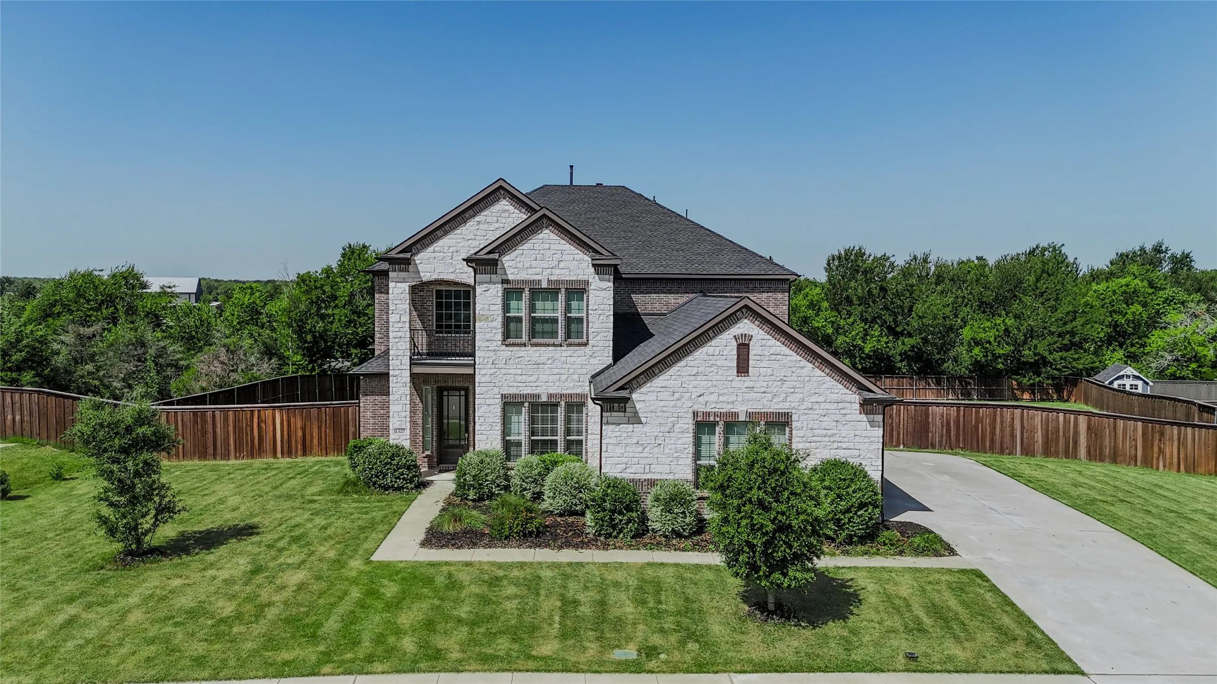 Single Family Residence For Rent in Rockwall County , 1327 Arezzo Lane, Mclendon Chisholm, Texas 75032, 5 Bedroom, 4 Bathroom, 3 Garage spaces, 4,206 Sqft, built in 2020, mls#21409713, Real Estate Agent in Mclendon Chisholm, Homes For Rent in Rockwall county, Homes For Rent in Mclendon Chisholm, Realtor in Mclendon Chisholm Texas, Real Estate Brokerage Independent Realty Texas, Luminita Cordes Realtor