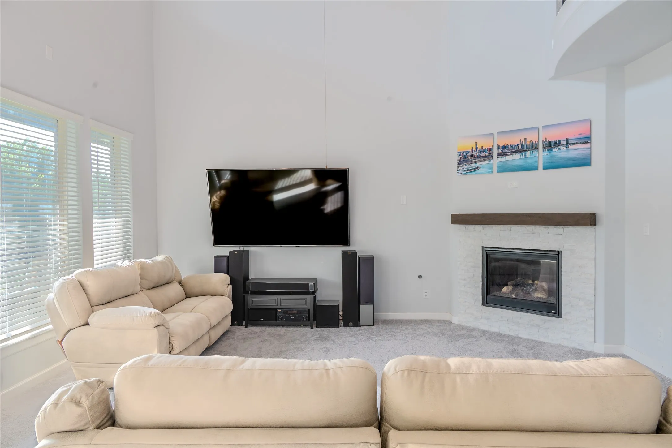 Single Family Residence For Rent in Rockwall County , 1327 Arezzo Lane, Mclendon Chisholm, Texas 75032, 5 Bedroom, 4 Bathroom, 3 Garage spaces, 4,206 Sqft, built in 2020, mls#21409713, Real Estate Agent in Mclendon Chisholm, Homes For Rent in Rockwall county, Homes For Rent in Mclendon Chisholm, Realtor in Mclendon Chisholm Texas, Real Estate Brokerage Independent Realty Texas, Luminita Cordes Realtor