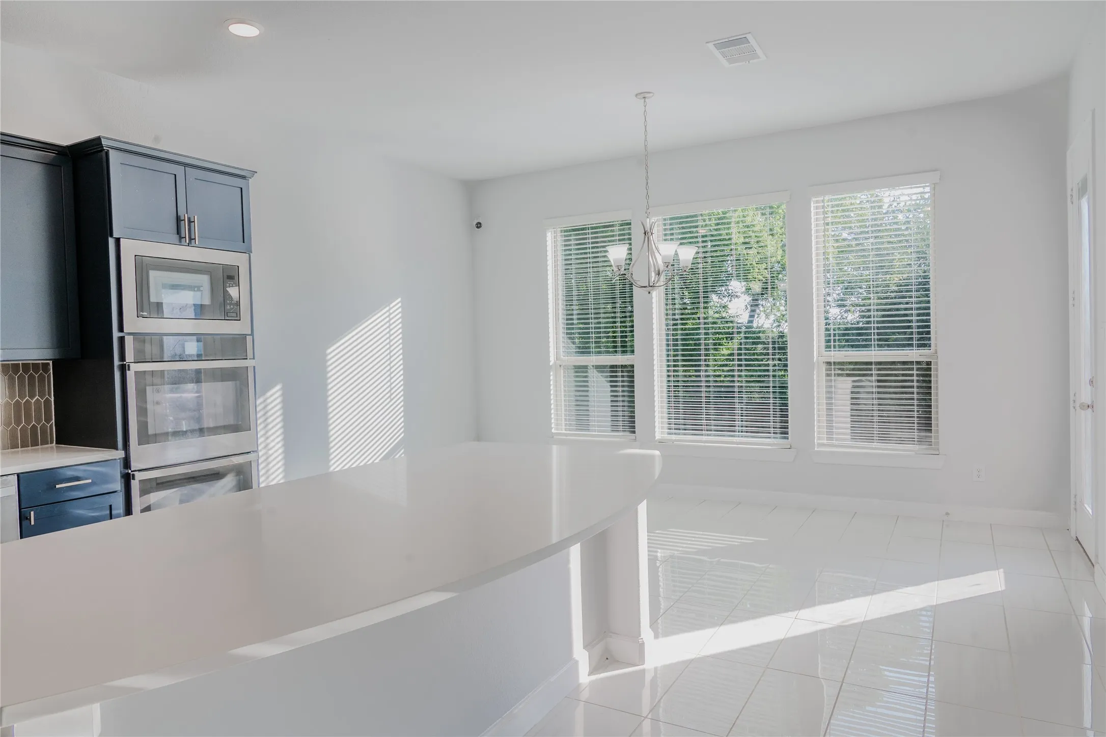 Single Family Residence For Rent in Rockwall County , 1327 Arezzo Lane, Mclendon Chisholm, Texas 75032, 5 Bedroom, 4 Bathroom, 3 Garage spaces, 4,206 Sqft, built in 2020, mls#21409713, Real Estate Agent in Mclendon Chisholm, Homes For Rent in Rockwall county, Homes For Rent in Mclendon Chisholm, Realtor in Mclendon Chisholm Texas, Real Estate Brokerage Independent Realty Texas, Luminita Cordes Realtor
