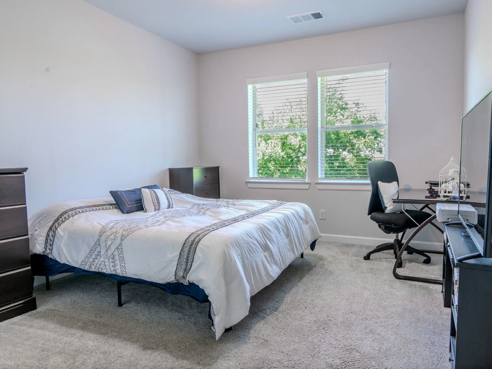 Single Family Residence For Rent in Rockwall County , 1327 Arezzo Lane, Mclendon Chisholm, Texas 75032, 5 Bedroom, 4 Bathroom, 3 Garage spaces, 4,206 Sqft, built in 2020, mls#21409713, Real Estate Agent in Mclendon Chisholm, Homes For Rent in Rockwall county, Homes For Rent in Mclendon Chisholm, Realtor in Mclendon Chisholm Texas, Real Estate Brokerage Independent Realty Texas, Luminita Cordes Realtor