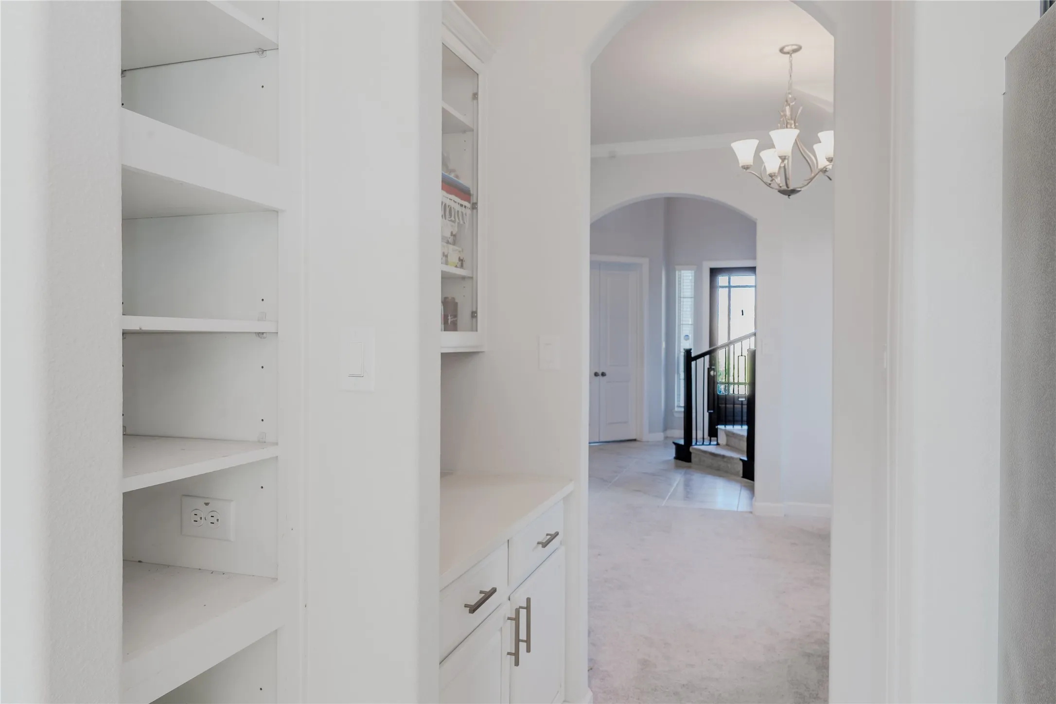 Butler's Pantry
