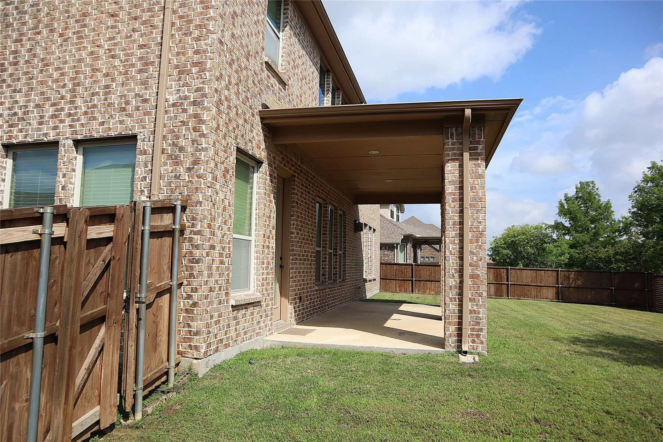 Single Family Residence For Rent in Denton County , 5070 Kerstyn Drive, Frisco, Texas 75036, 5 Bedroom, 4 Bathroom, 2 Garage spaces, 4,986 Sqft, built in 2015, mls#21409694, Real Estate Agent in Frisco, Homes For Rent in Denton county, Homes For Rent in Frisco, Realtor in Frisco Texas, Real Estate Brokerage Independent Realty Texas, Luminita Cordes Realtor