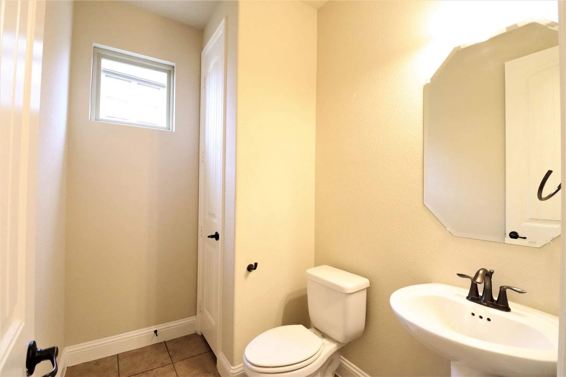 Single Family Residence For Rent in Denton County , 5070 Kerstyn Drive, Frisco, Texas 75036, 5 Bedroom, 4 Bathroom, 2 Garage spaces, 4,986 Sqft, built in 2015, mls#21409694, Real Estate Agent in Frisco, Homes For Rent in Denton county, Homes For Rent in Frisco, Realtor in Frisco Texas, Real Estate Brokerage Independent Realty Texas, Luminita Cordes Realtor