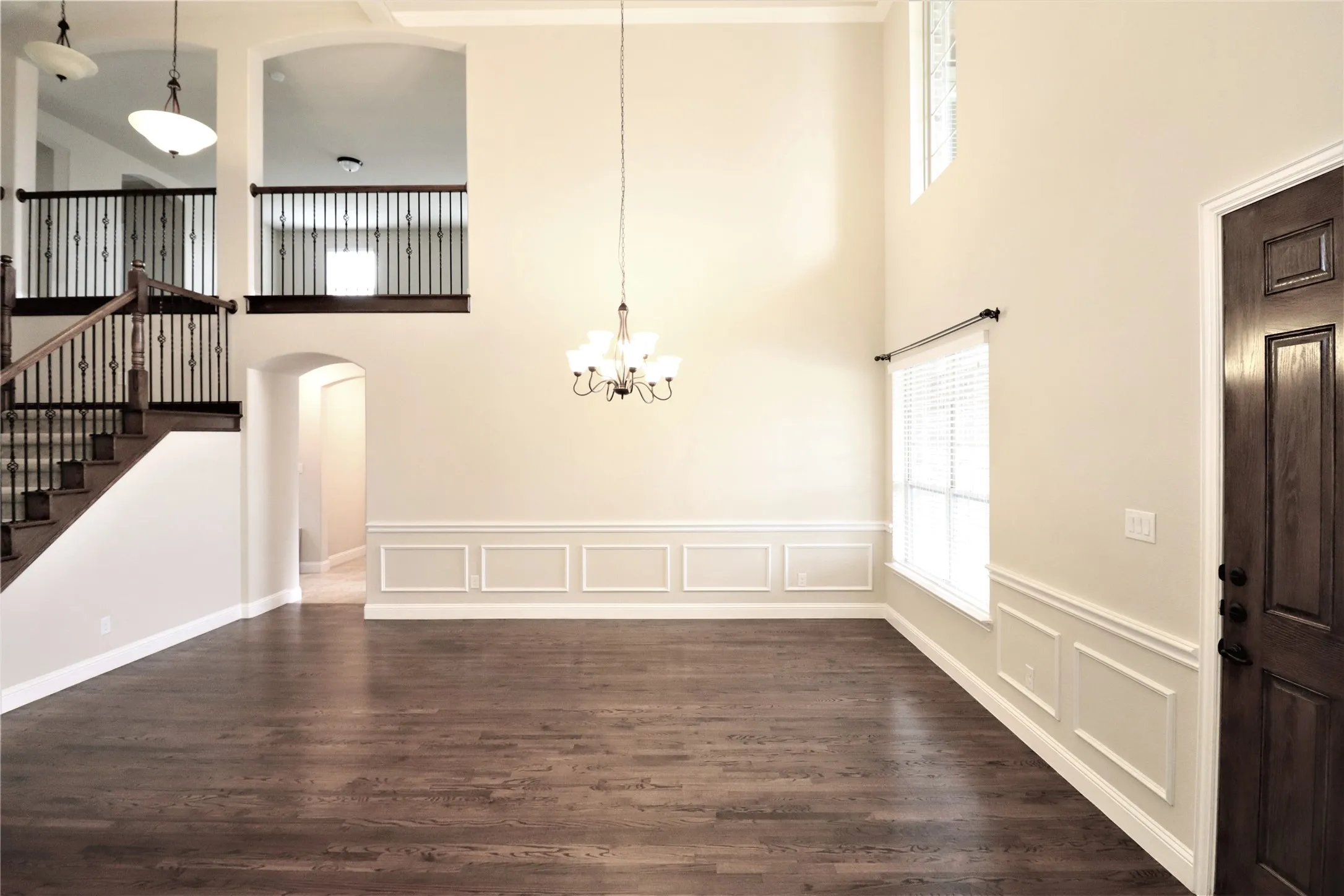 Single Family Residence For Rent in Denton County , 5070 Kerstyn Drive, Frisco, Texas 75036, 5 Bedroom, 4 Bathroom, 2 Garage spaces, 4,986 Sqft, built in 2015, mls#21409694, Real Estate Agent in Frisco, Homes For Rent in Denton county, Homes For Rent in Frisco, Realtor in Frisco Texas, Real Estate Brokerage Independent Realty Texas, Luminita Cordes Realtor