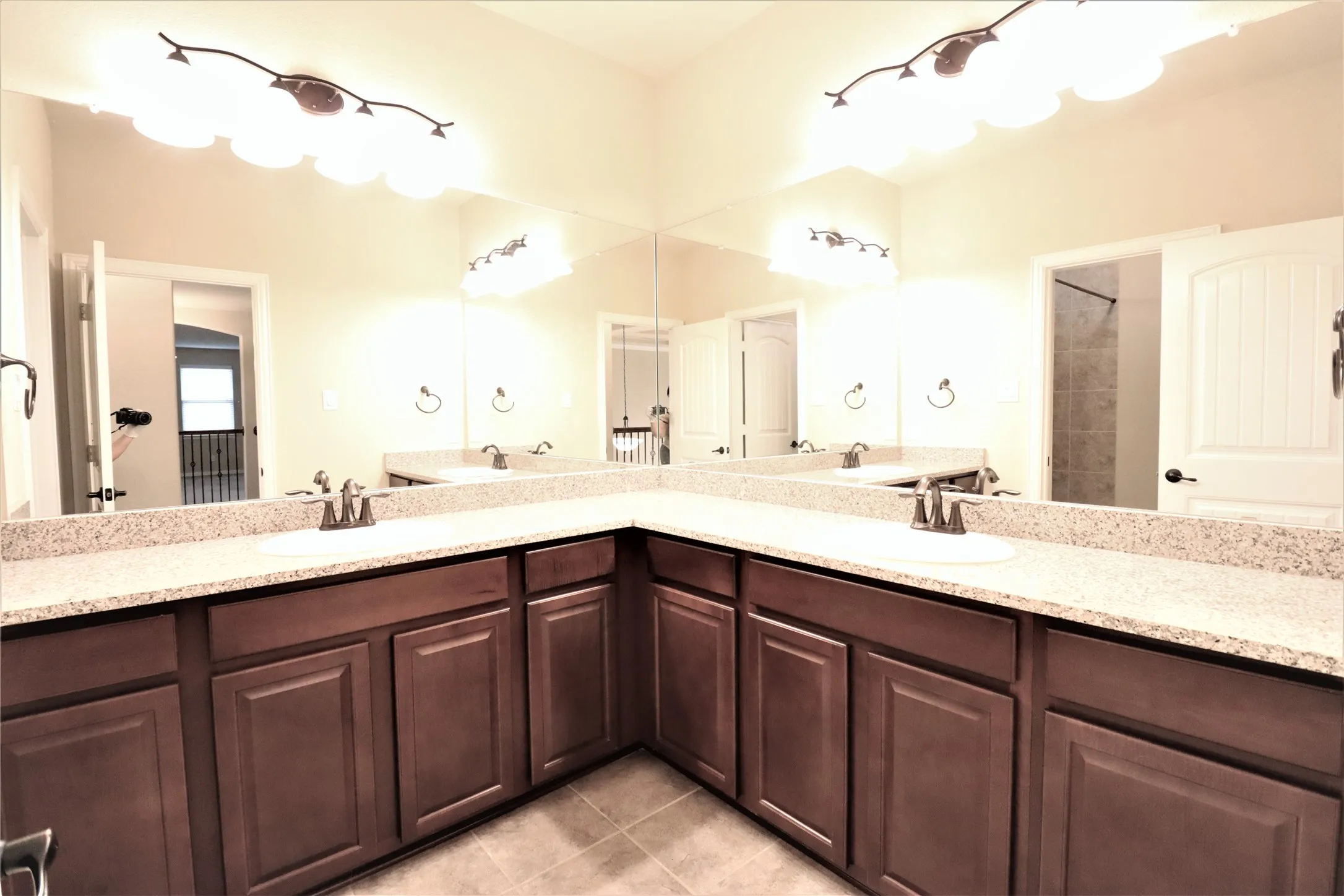 Single Family Residence For Rent in Denton County , 5070 Kerstyn Drive, Frisco, Texas 75036, 5 Bedroom, 4 Bathroom, 2 Garage spaces, 4,986 Sqft, built in 2015, mls#21409694, Real Estate Agent in Frisco, Homes For Rent in Denton county, Homes For Rent in Frisco, Realtor in Frisco Texas, Real Estate Brokerage Independent Realty Texas, Luminita Cordes Realtor