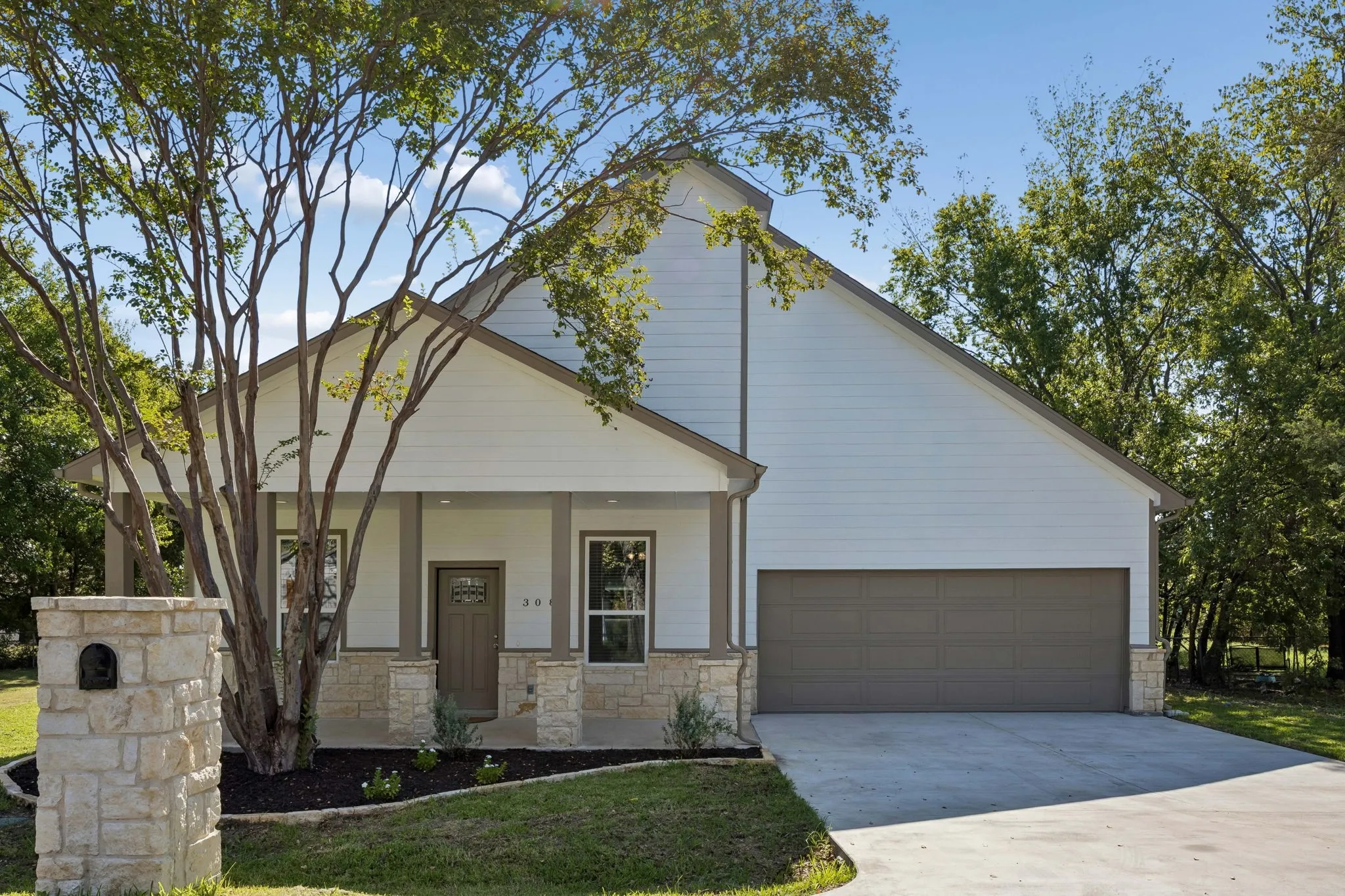 Single Family Residence For Sale