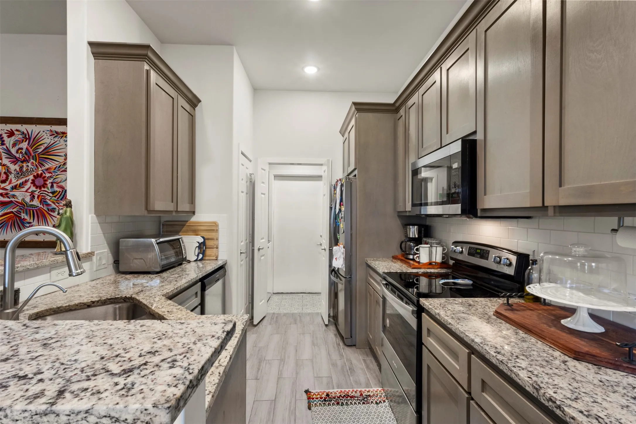 Single Family Residence For Sale in Hunt County , 3721 Washington Street, Greenville, Texas 75401, 4 Bedroom, 2 Bathroom, 2 Garage spaces, 1,514 Sqft, built in 2020, mls#21409685, Real Estate Agent in Greenville, Homes For Sale in Hunt county, Homes For Sale in Greenville, Realtor in Greenville Texas, Real Estate Brokerage Independent Realty Texas, Luminita Cordes Realtor