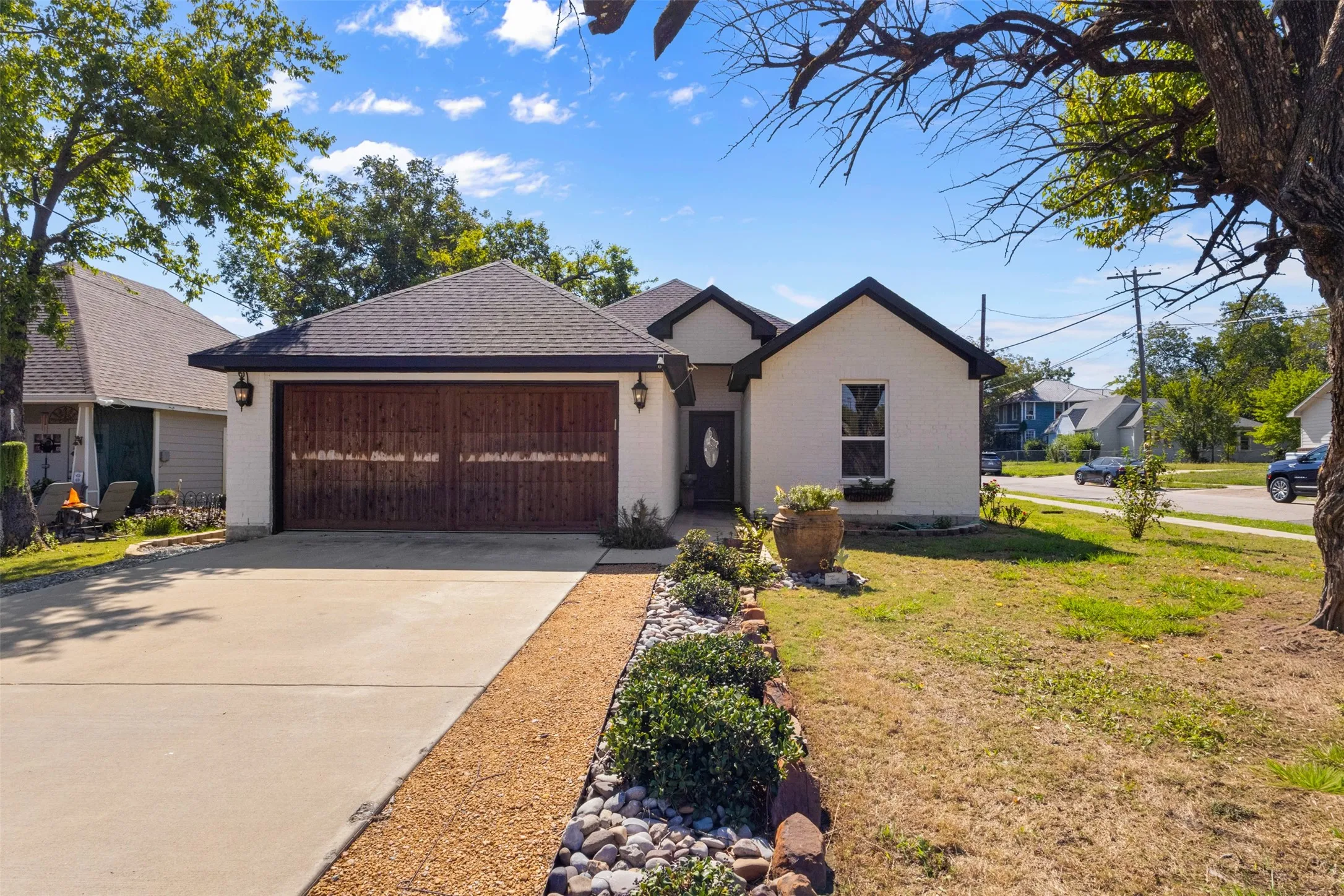 Single Family Residence For Sale