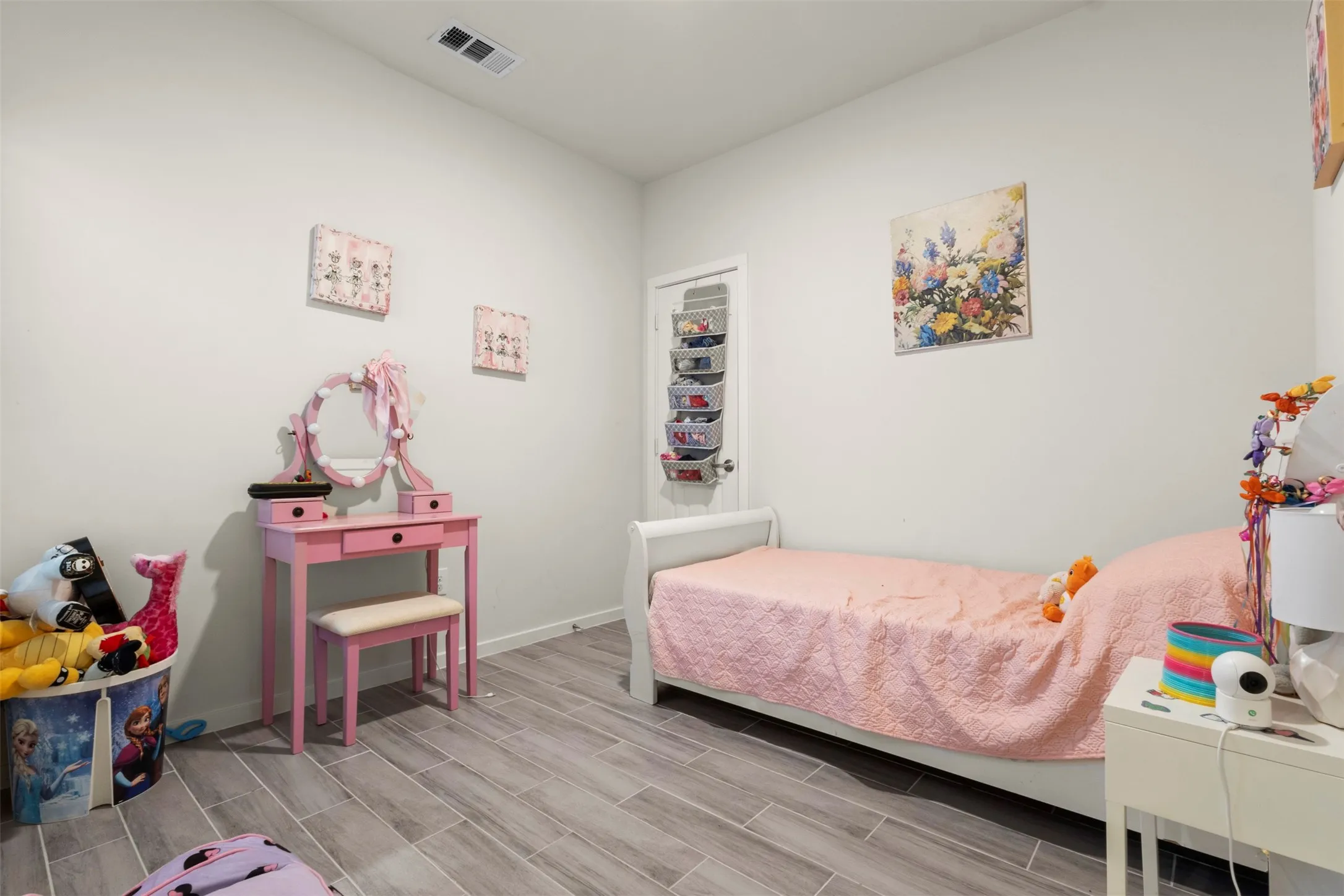 Single Family Residence For Sale in Hunt County , 3721 Washington Street, Greenville, Texas 75401, 4 Bedroom, 2 Bathroom, 2 Garage spaces, 1,514 Sqft, built in 2020, mls#21409685, Real Estate Agent in Greenville, Homes For Sale in Hunt county, Homes For Sale in Greenville, Realtor in Greenville Texas, Real Estate Brokerage Independent Realty Texas, Luminita Cordes Realtor