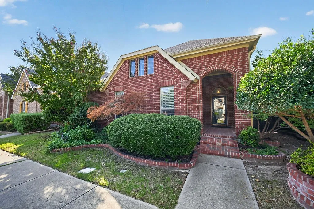 Single Family Residence For Rent in Collin County , 1431 Petersburgh Place, Allen, Texas 75013, 3 Bedroom, 2 Bathroom, 2 Garage spaces, 1,896 Sqft, built in 2005, mls#21409716, Real Estate Agent in Allen, Homes For Rent in Collin county, Homes For Rent in Allen, Realtor in Allen Texas, Real Estate Brokerage Independent Realty Texas, Luminita Cordes Realtor