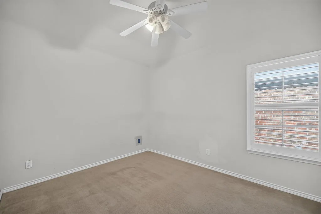 Single Family Residence For Rent in Collin County , 1431 Petersburgh Place, Allen, Texas 75013, 3 Bedroom, 2 Bathroom, 2 Garage spaces, 1,896 Sqft, built in 2005, mls#21409716, Real Estate Agent in Allen, Homes For Rent in Collin county, Homes For Rent in Allen, Realtor in Allen Texas, Real Estate Brokerage Independent Realty Texas, Luminita Cordes Realtor