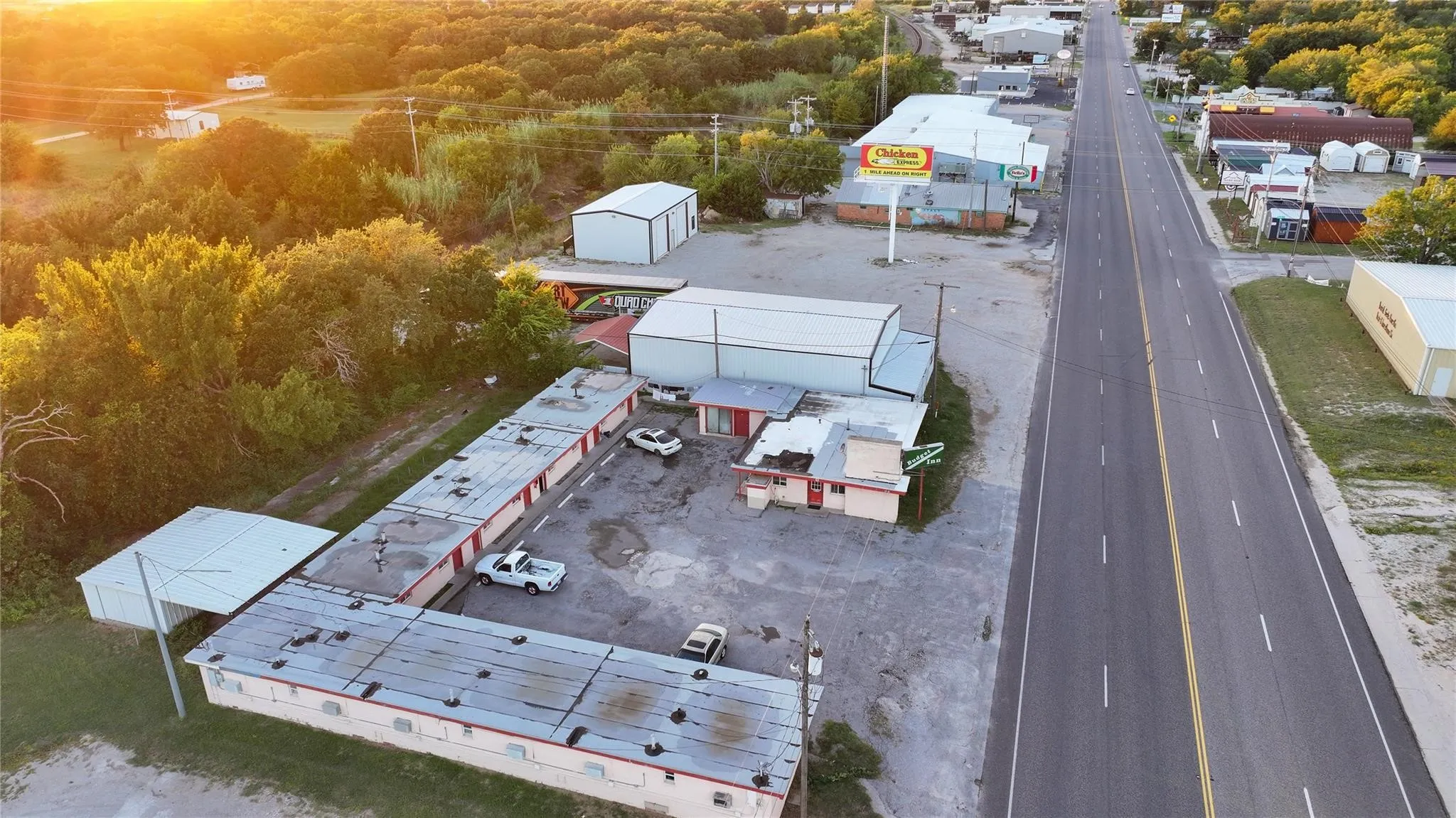 Hotel/Motel For Sale in Montague County , 1408 E Wise Street, Bowie, Texas 76230, 0, 0, Garage spaces, 0 Sqft, built in 1930, mls#21409719, Real Estate Agent in Bowie, Homes For Sale in Montague county, Homes For Sale in Bowie, Realtor in Bowie Texas, Real Estate Brokerage Independent Realty Texas, Luminita Cordes Realtor