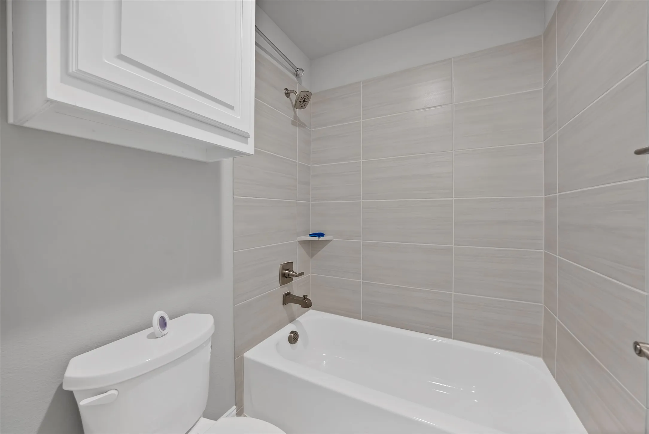 Single Family Residence For Sale in Johnson County , 2208 Birdwatch Lane, Mansfield, Texas 76084, 6 Bedroom, 4 Bathroom, 3 Garage spaces, 4,591 Sqft, built in 2024, mls#21408810, Real Estate Agent in Mansfield, Homes For Sale in Johnson county, Homes For Sale in Mansfield, Realtor in Mansfield Texas, Real Estate Brokerage Independent Realty Texas, Luminita Cordes Realtor