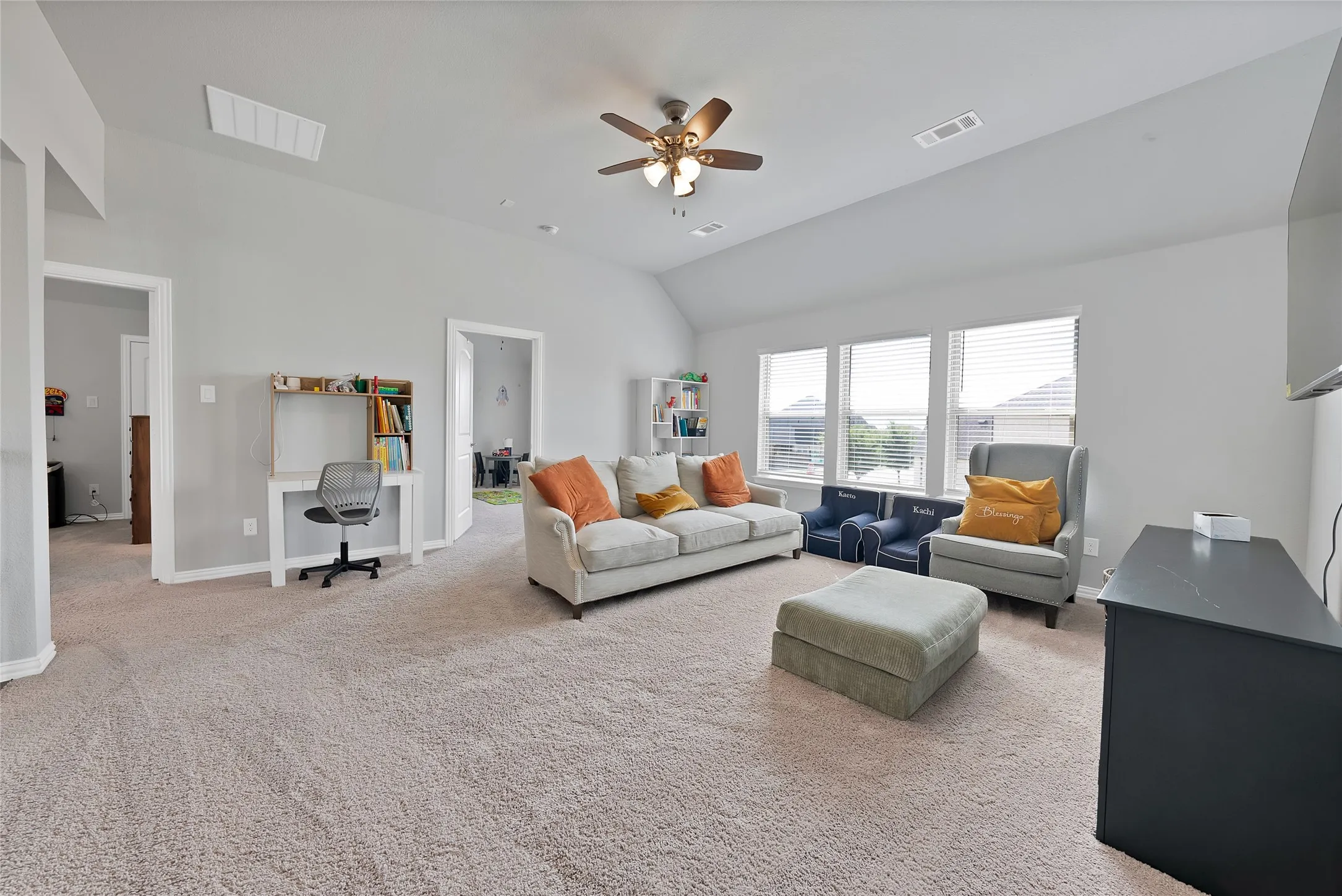 Single Family Residence For Sale in Johnson County , 2208 Birdwatch Lane, Mansfield, Texas 76084, 6 Bedroom, 4 Bathroom, 3 Garage spaces, 4,591 Sqft, built in 2024, mls#21408810, Real Estate Agent in Mansfield, Homes For Sale in Johnson county, Homes For Sale in Mansfield, Realtor in Mansfield Texas, Real Estate Brokerage Independent Realty Texas, Luminita Cordes Realtor