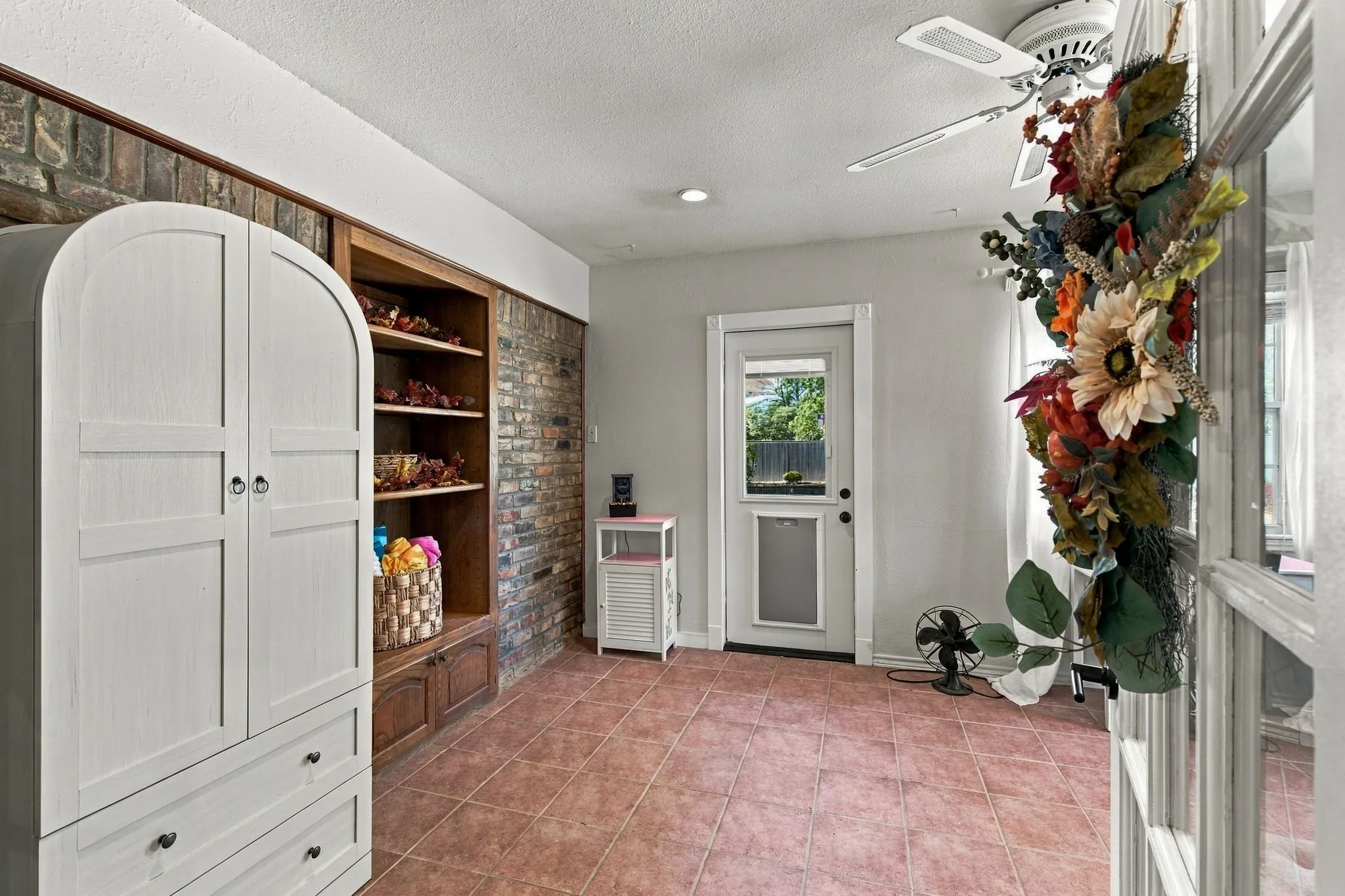 Sunroom.