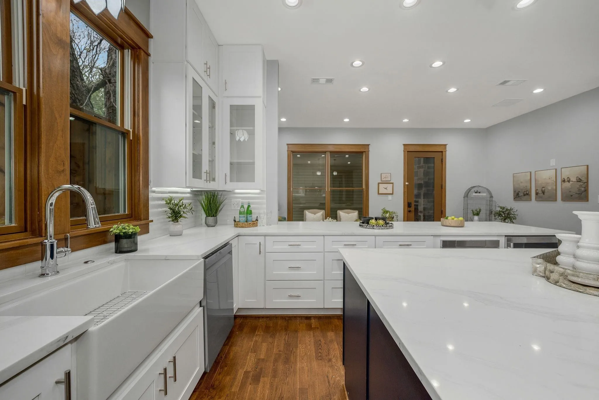 Single Family Residence For Rent in Dallas County , 6045 Velasco Avenue, Dallas, Texas 75206, 3 Bedroom, 4 Bathroom, 2 Garage spaces, 2,666 Sqft, built in 2025, mls#21409723, Real Estate Agent in Dallas, Homes For Rent in Dallas county, Homes For Rent in Dallas, Realtor in Dallas Texas, Real Estate Brokerage Independent Realty Texas, Luminita Cordes Realtor